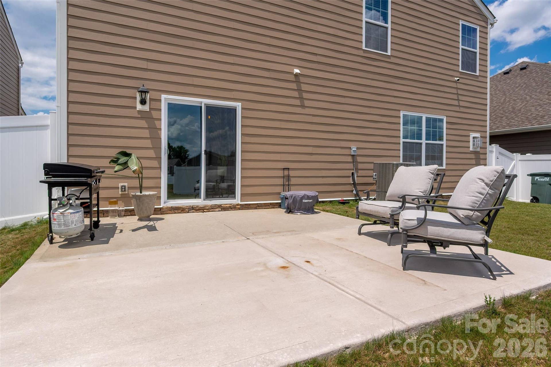 2001 Vanderlyn Street, Monroe, NC 28112 2001 Vanderlyn Street, Monroe, NC 28112