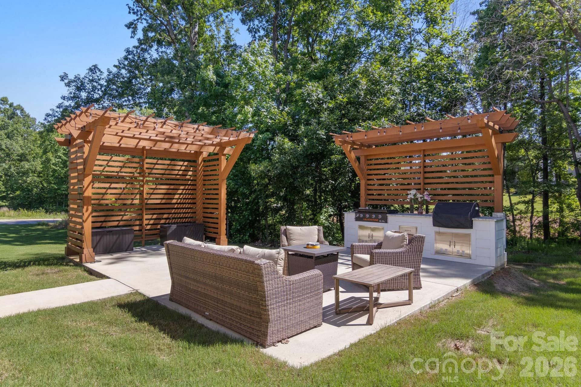 Grilling station/Extended patio