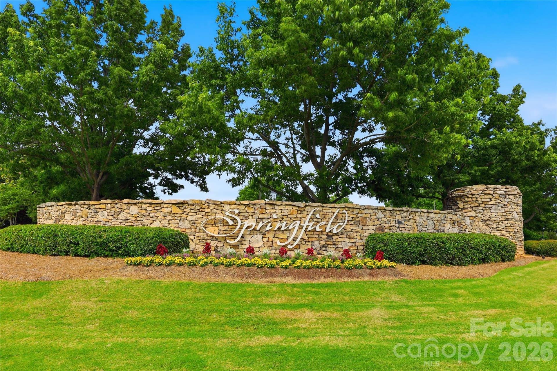 2082 Tatton Hall Road, Fort Mill, SC 29715 2082 Tatton Hall Road, Fort Mill, SC 29715