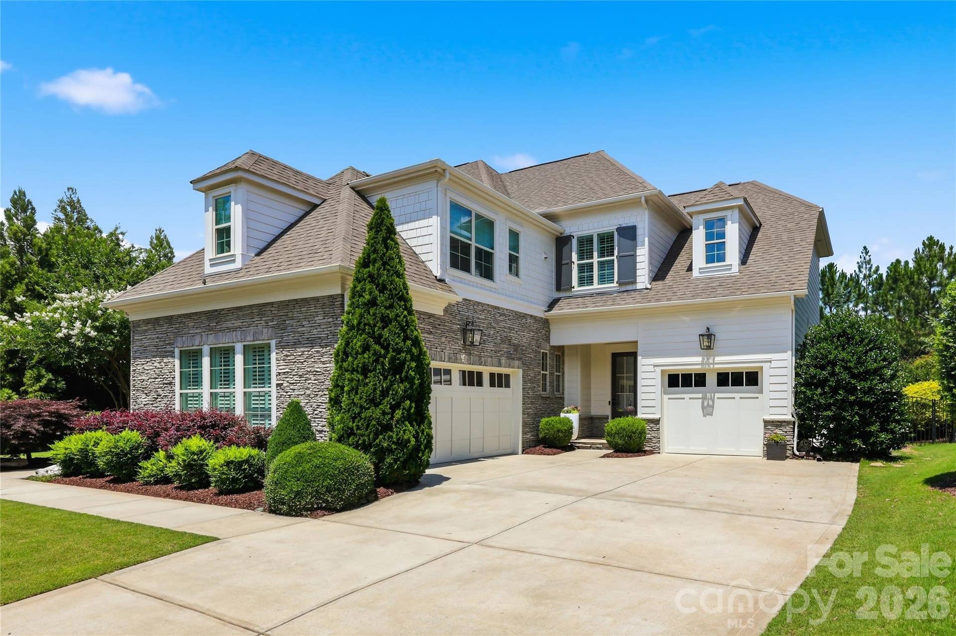 2082 Tatton Hall Road, Fort Mill, SC 29715 2082 Tatton Hall Road, Fort Mill, SC 29715