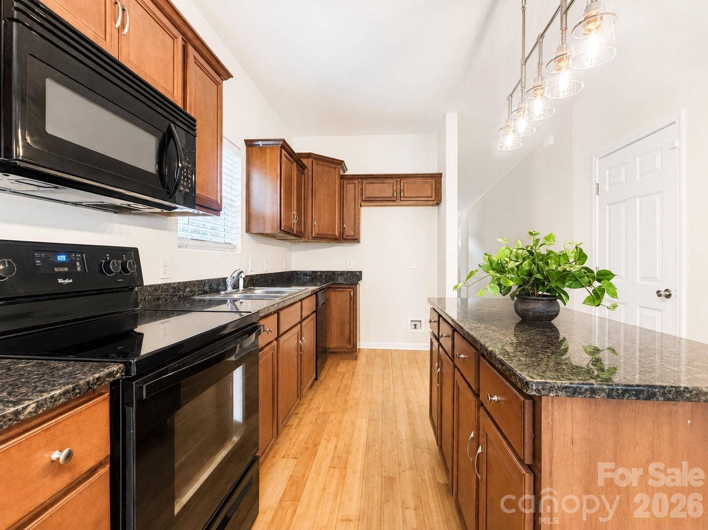 115 High Bluff Circle, Mooresville, NC 28115 Spacious Kitchen with Island