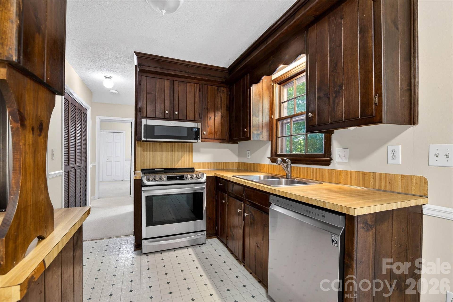 4881 Hickory Nut Court, Rock Hill, SC 29730 4881 Hickory Nut Court, Rock Hill, SC 29730
