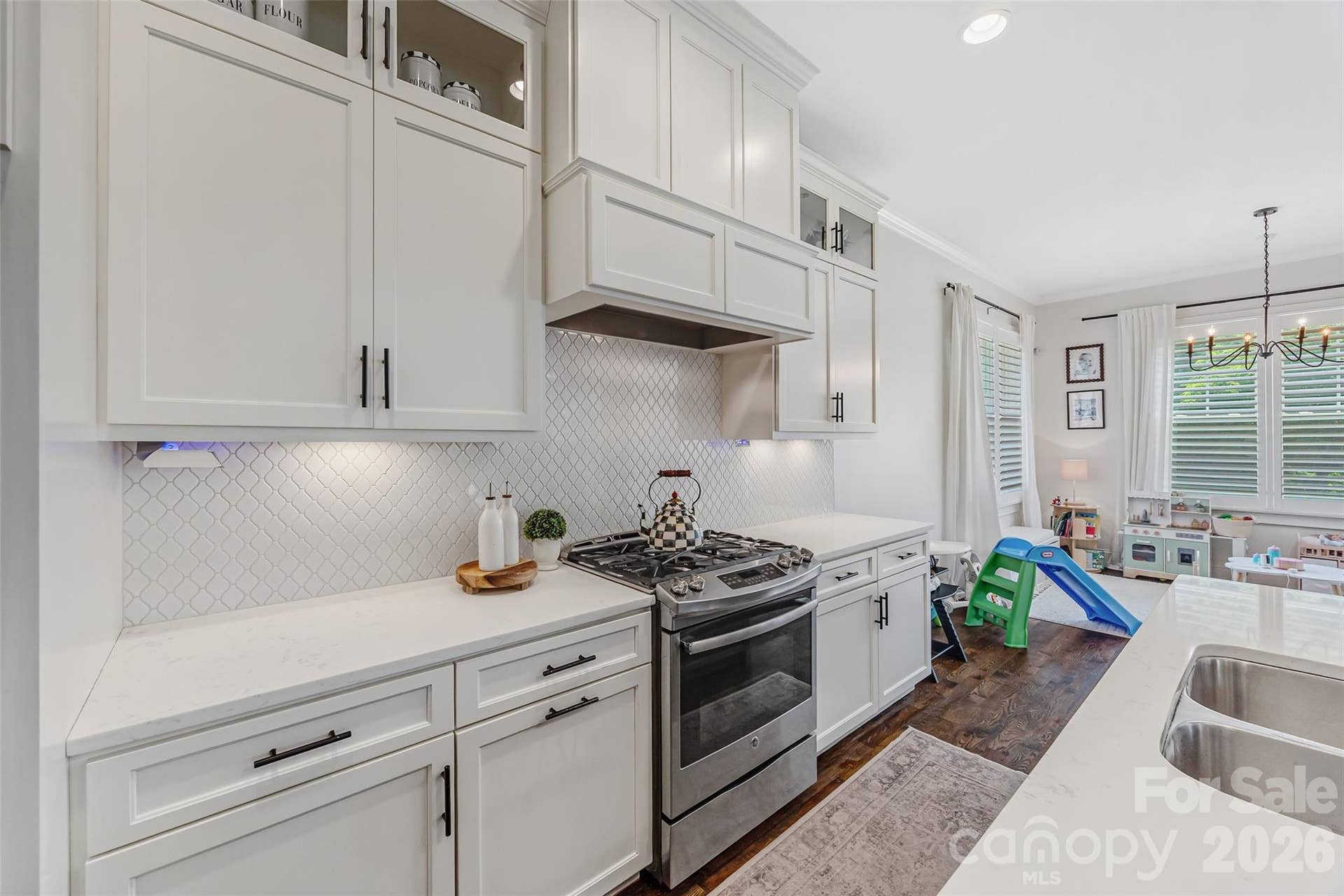 3430 Cosby Place, Charlotte, NC 28205