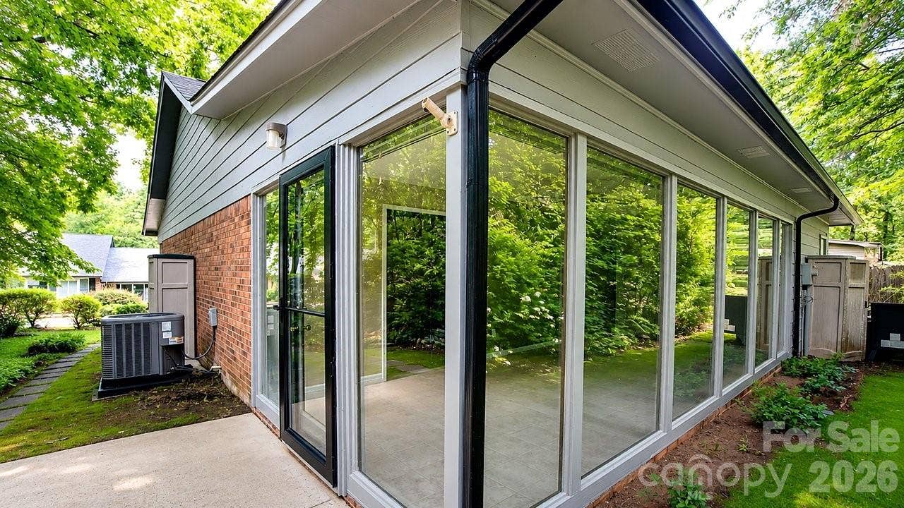 107 David Court, Fort Mill, SC 29715 107 David Court, Fort Mill, SC 29715