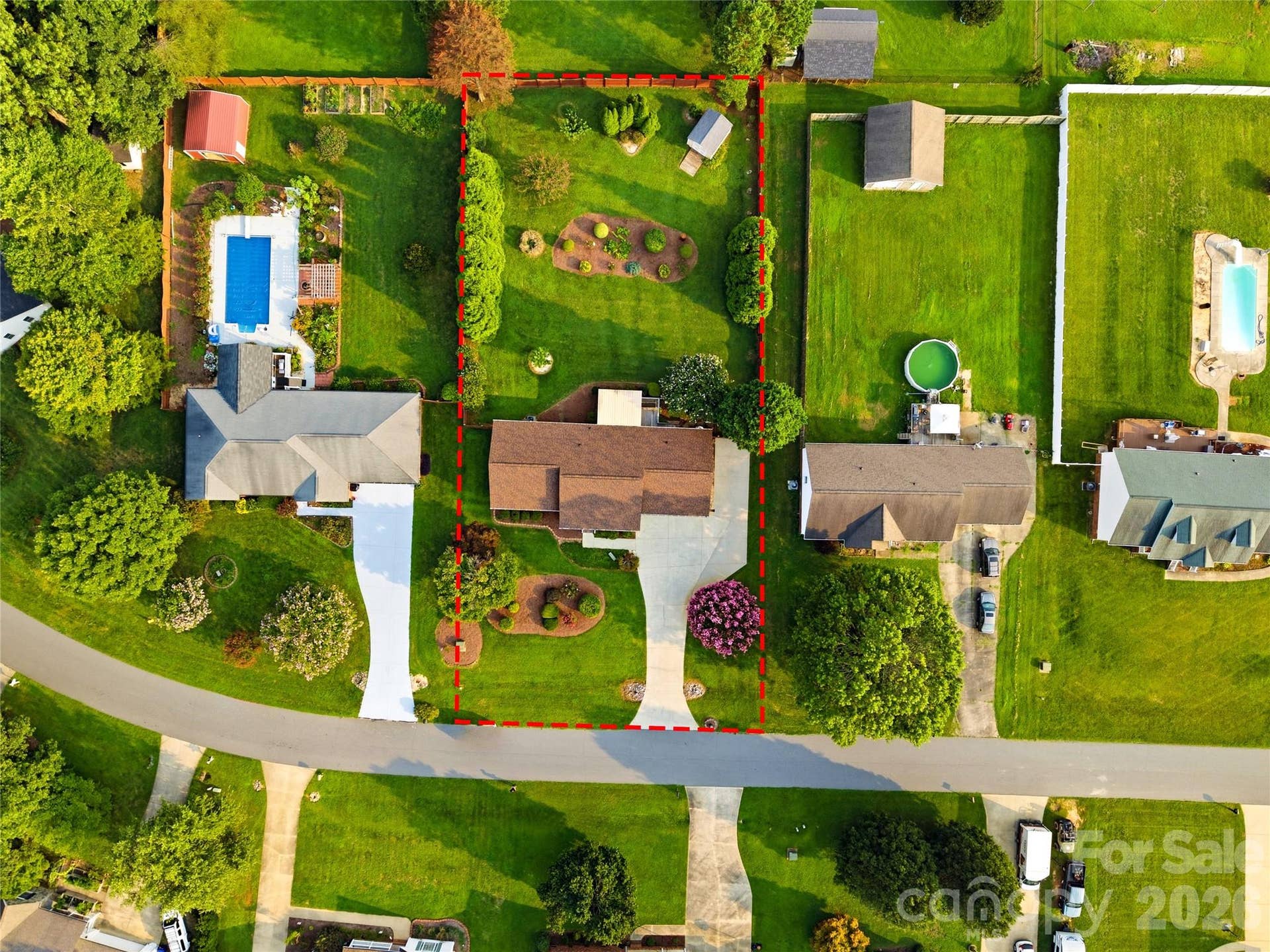 3892 Stoney Creek Drive, Lincolnton, NC 28092 Thoughtfully landscaped for lasting curb appeal.
