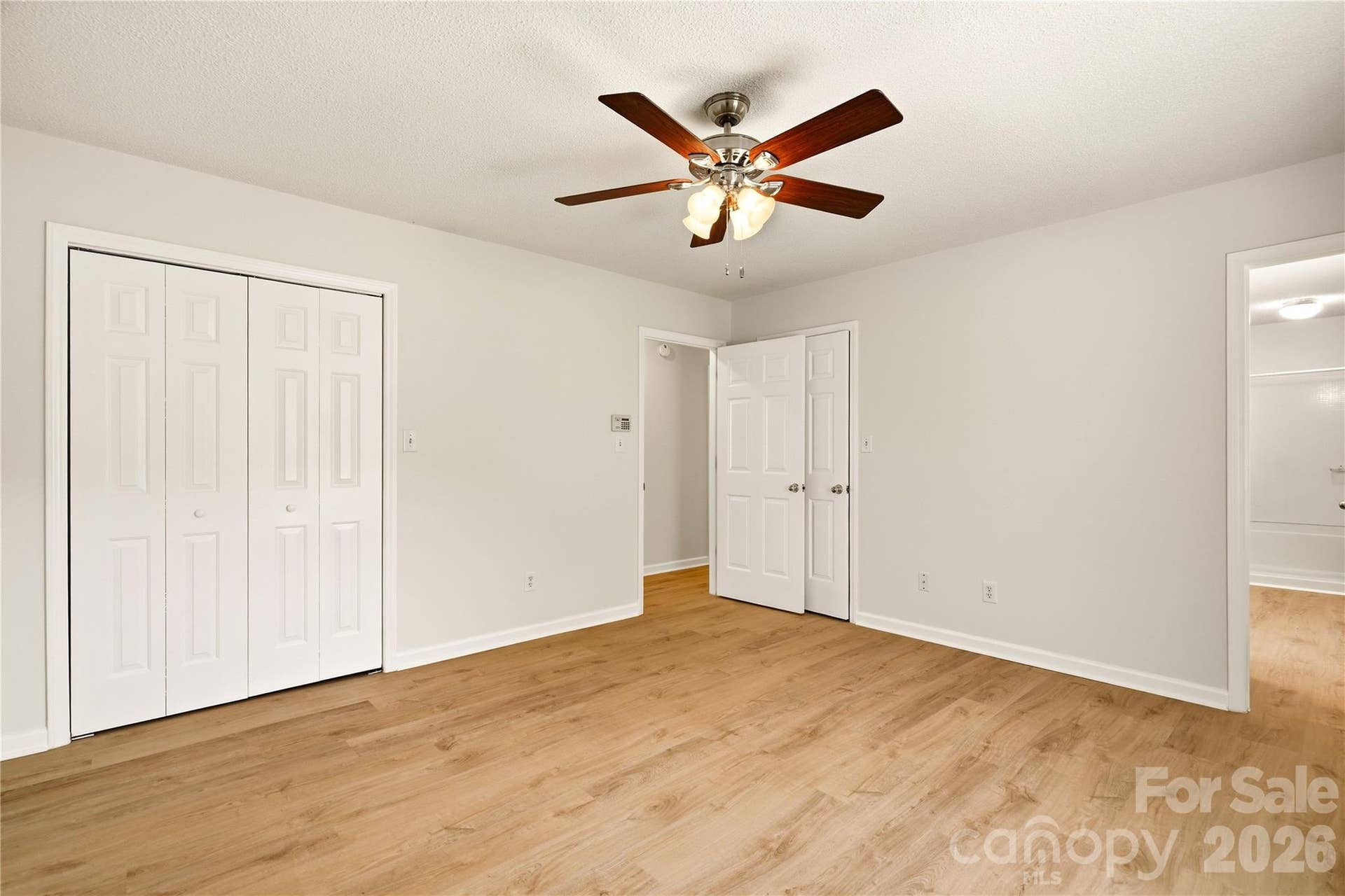 3892 Stoney Creek Drive, Lincolnton, NC 28092 3892 Stoney Creek Drive, Lincolnton, NC 28092