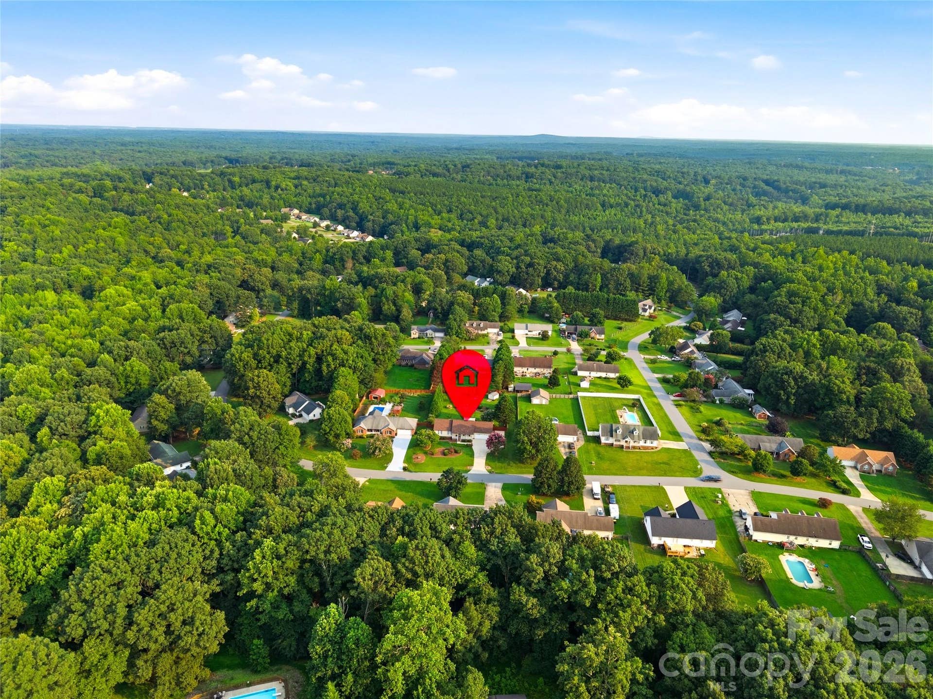 3892 Stoney Creek Drive, Lincolnton, NC 28092 Minutes from downtown Lincolnton, shopping, dining, major highways, and everyday conveniences.