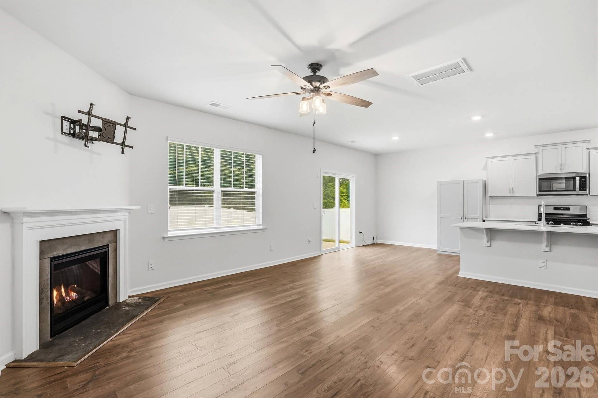 3652 Azalea Ridge Drive, Mount Holly, NC 28120 3652 Azalea Ridge Drive, Mount Holly, NC 28120