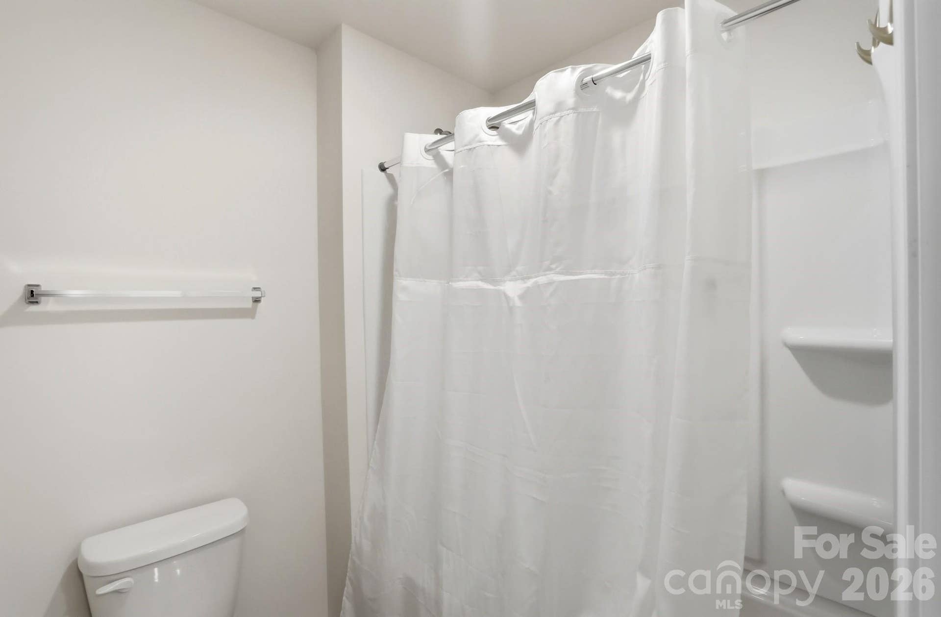 3652 Azalea Ridge Drive, Mount Holly, NC 28120 Full bath 3