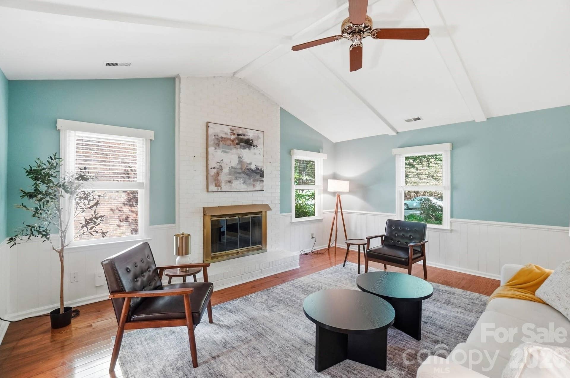 Family Room w/Floor to Ceiling Fireplace, Cathedral Ceiling