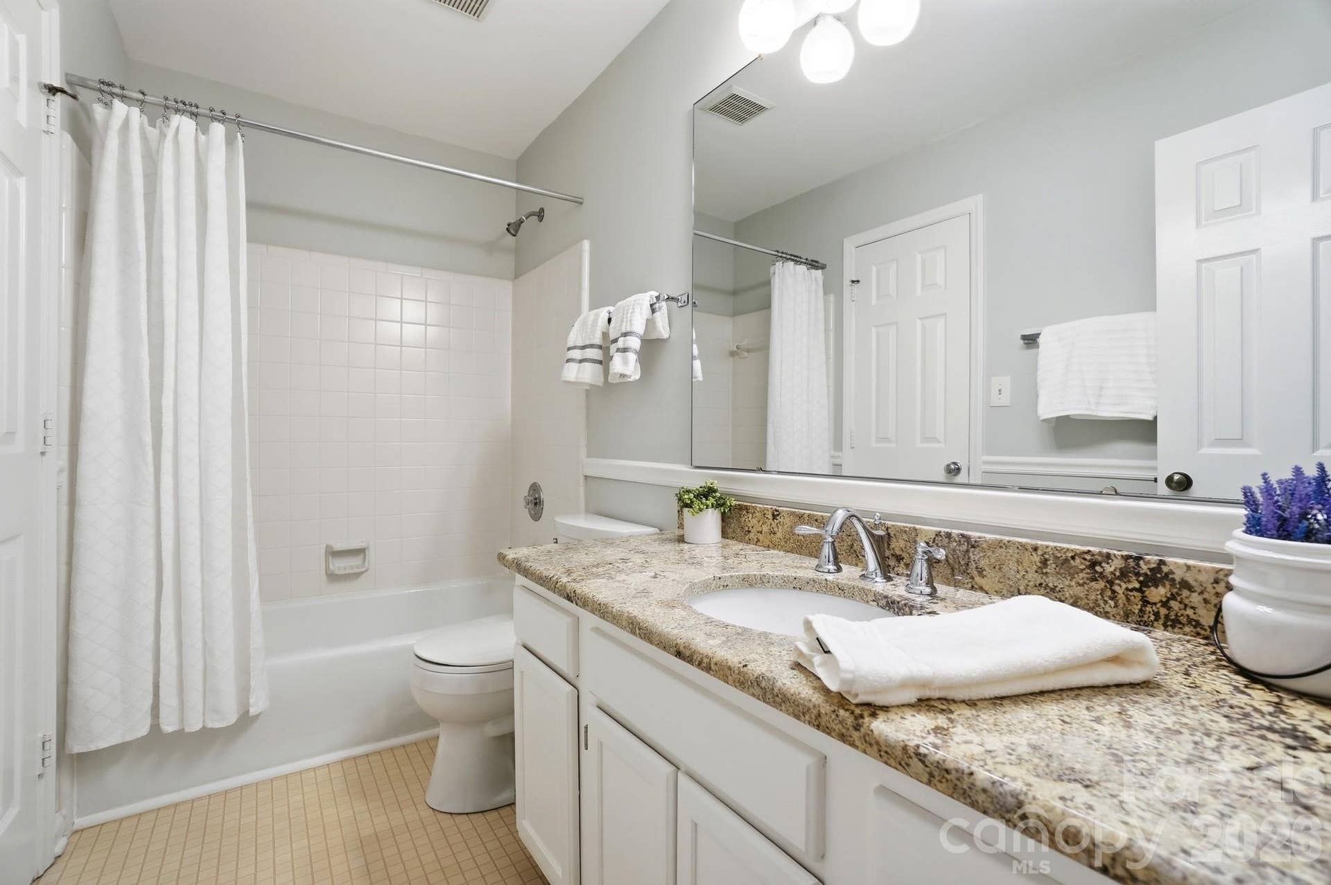 Hall Full Bathroom