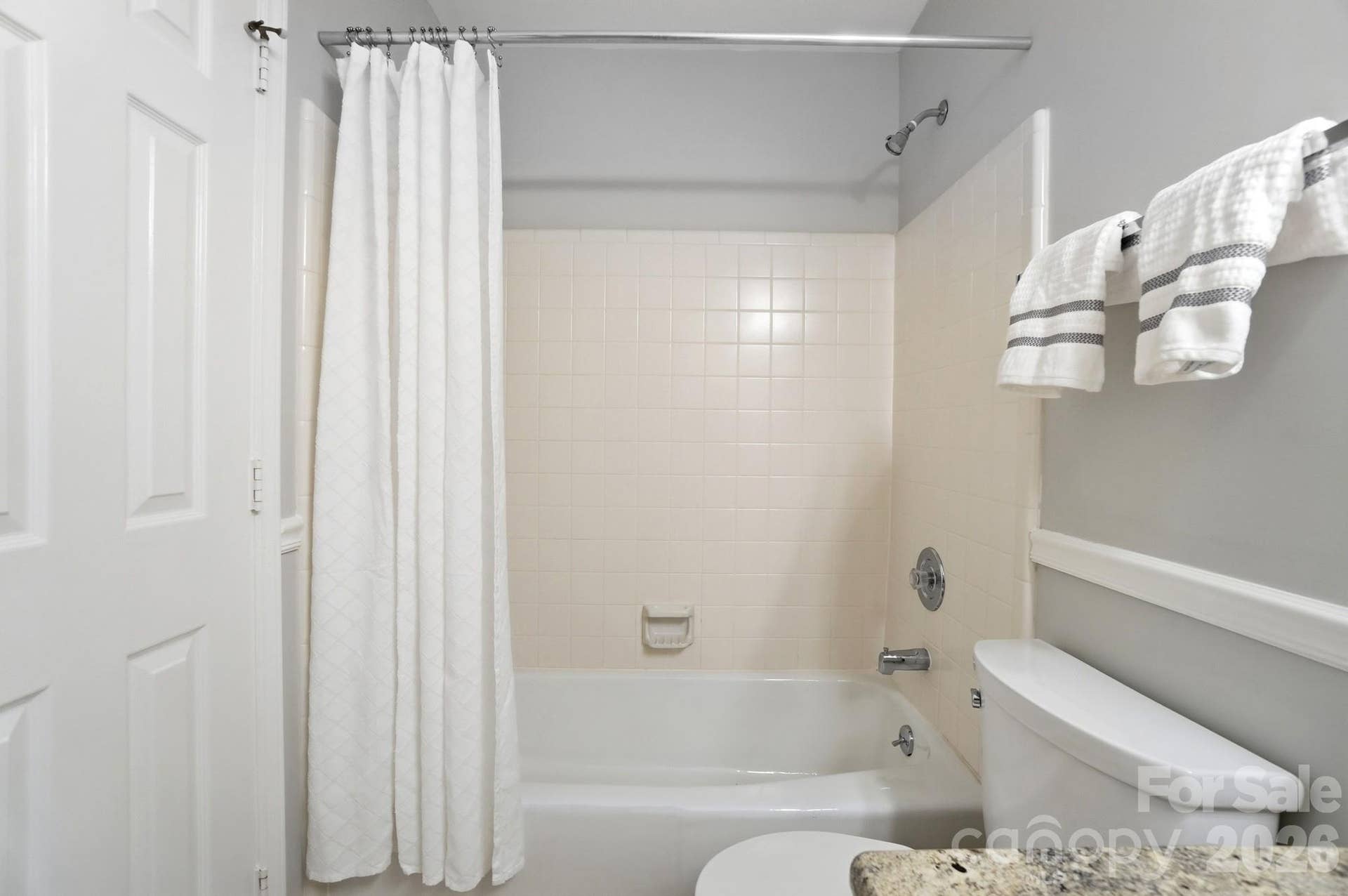 Hall Full Bathroom