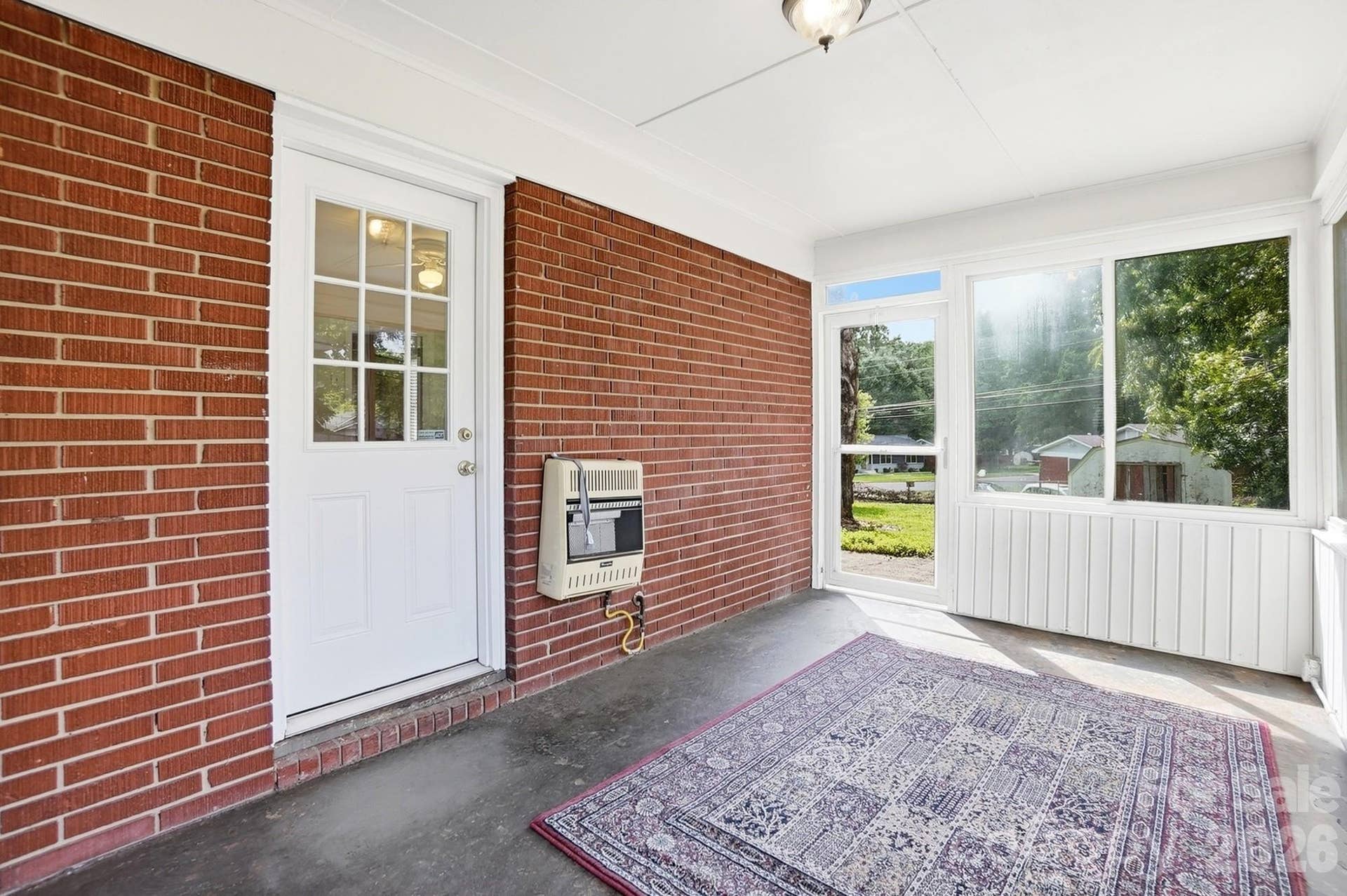 2032 Eastway Drive, Charlotte, NC 28205 2032 Eastway Drive, Charlotte, NC 28205