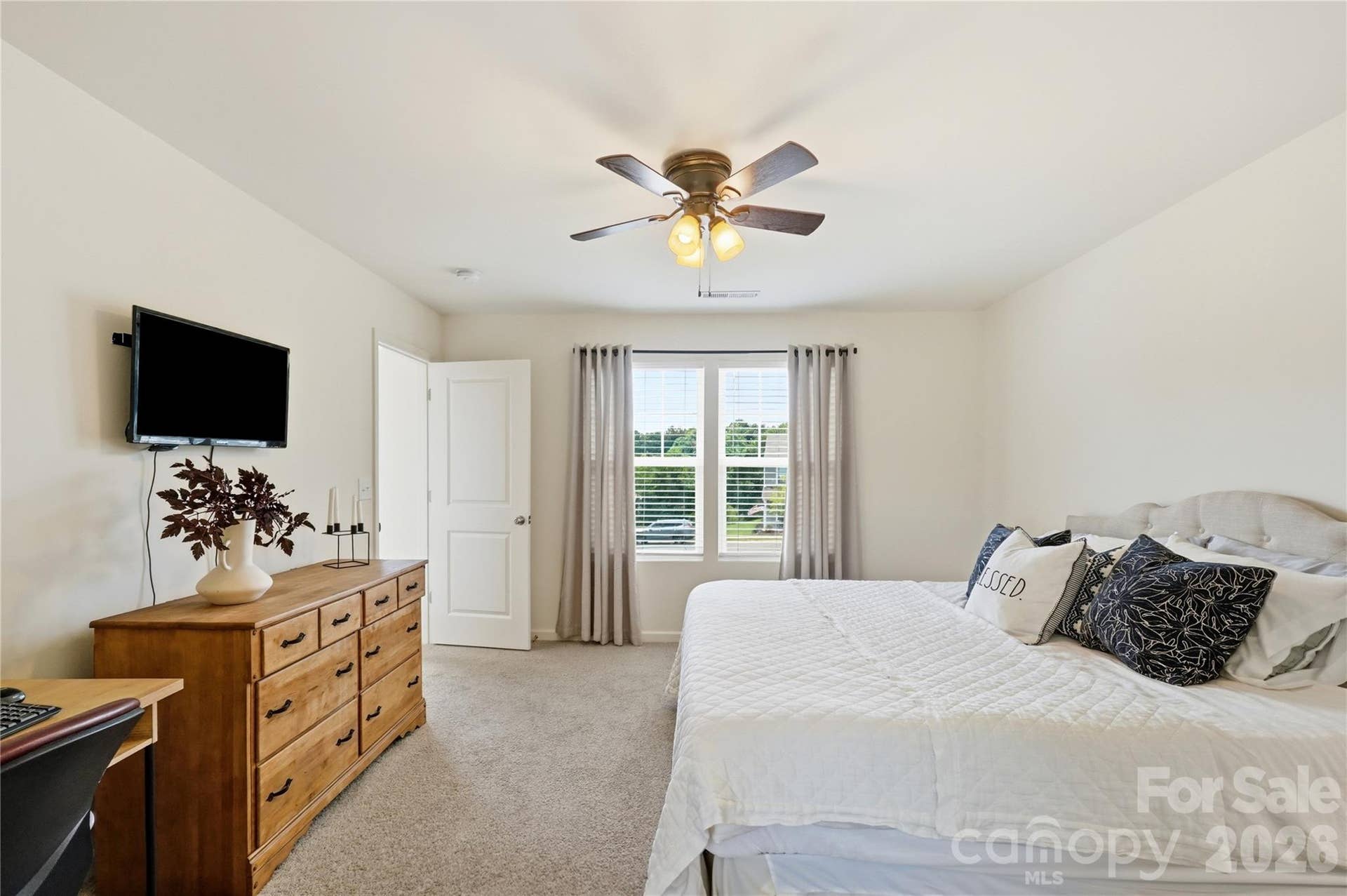 545 Dutch White Drive, Clover, SC 29710 545 Dutch White Drive, Clover, SC 29710