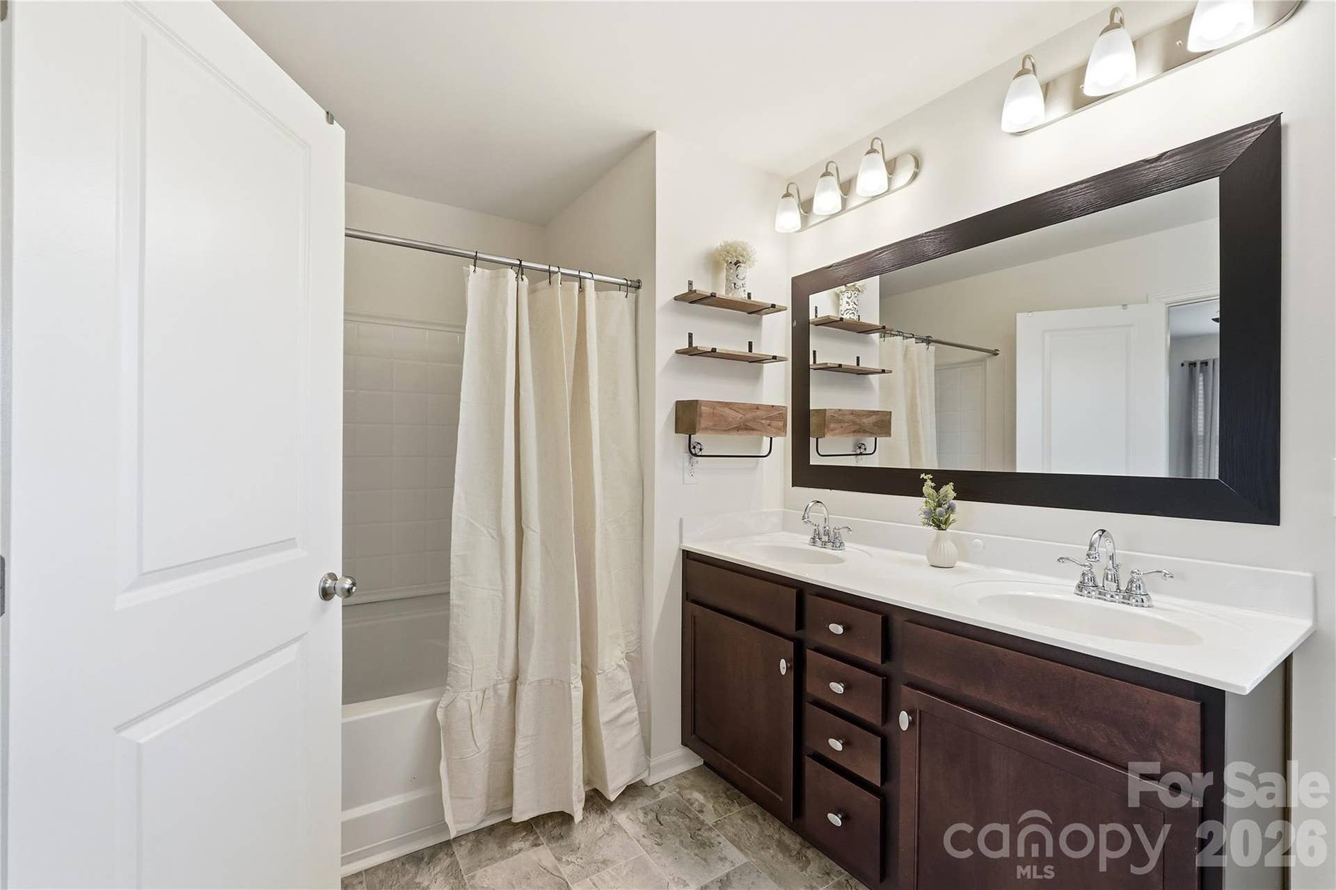 545 Dutch White Drive, Clover, SC 29710 545 Dutch White Drive, Clover, SC 29710