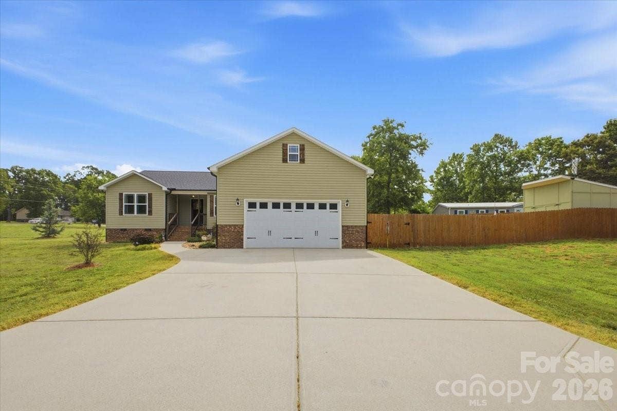 3788 Rene Lane, Maiden, NC 28650