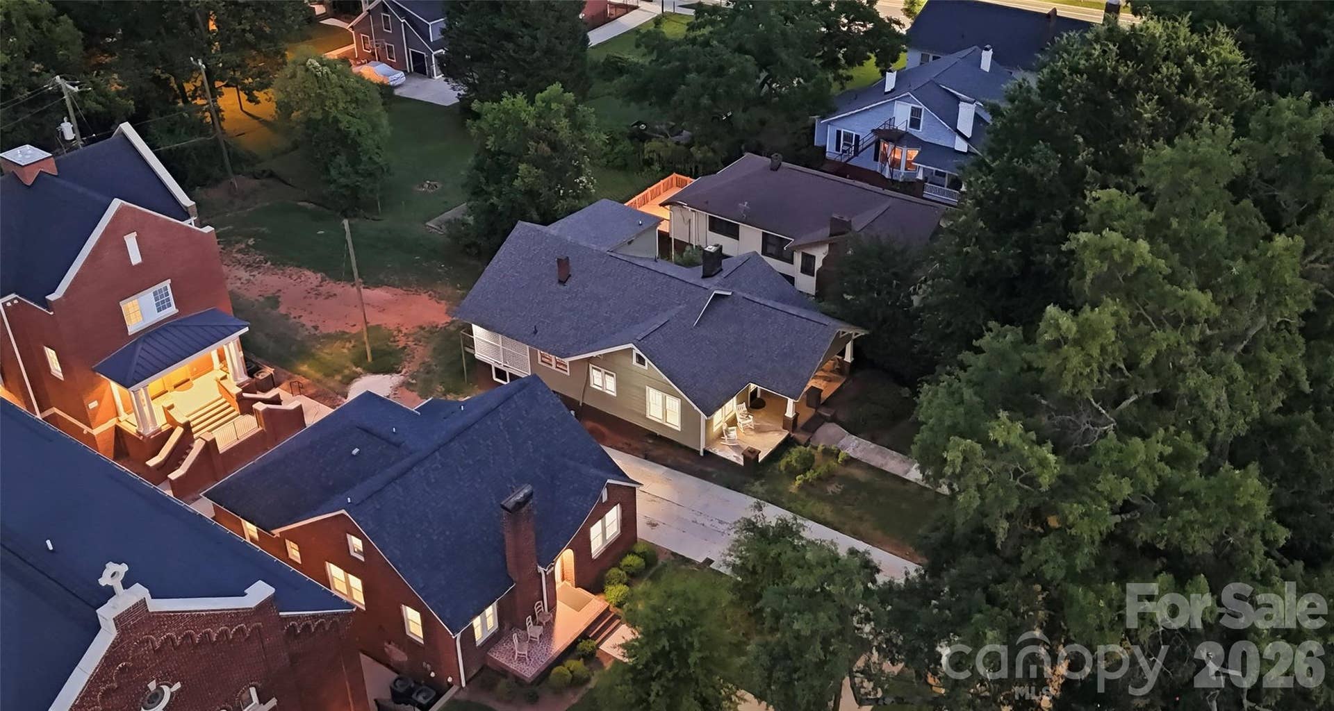 209 Grandin Road, Charlotte, NC 28208 209 Grandin Road, Charlotte, NC 28208