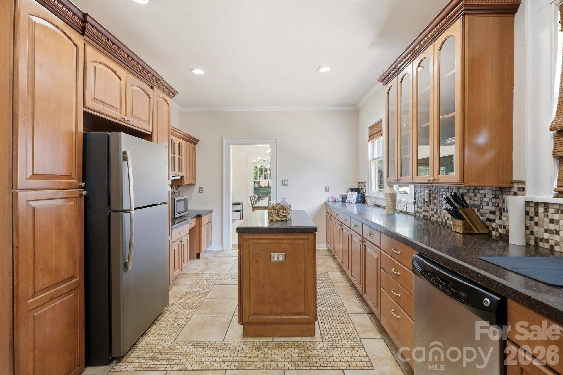 209 Grandin Road, Charlotte, NC 28208 209 Grandin Road, Charlotte, NC 28208