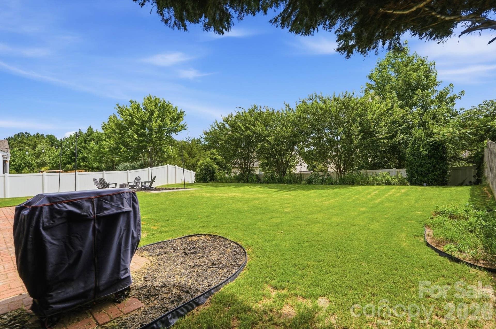 1198 Jasmine Drive, Fort Mill, SC 29707 Yard fully fenced in