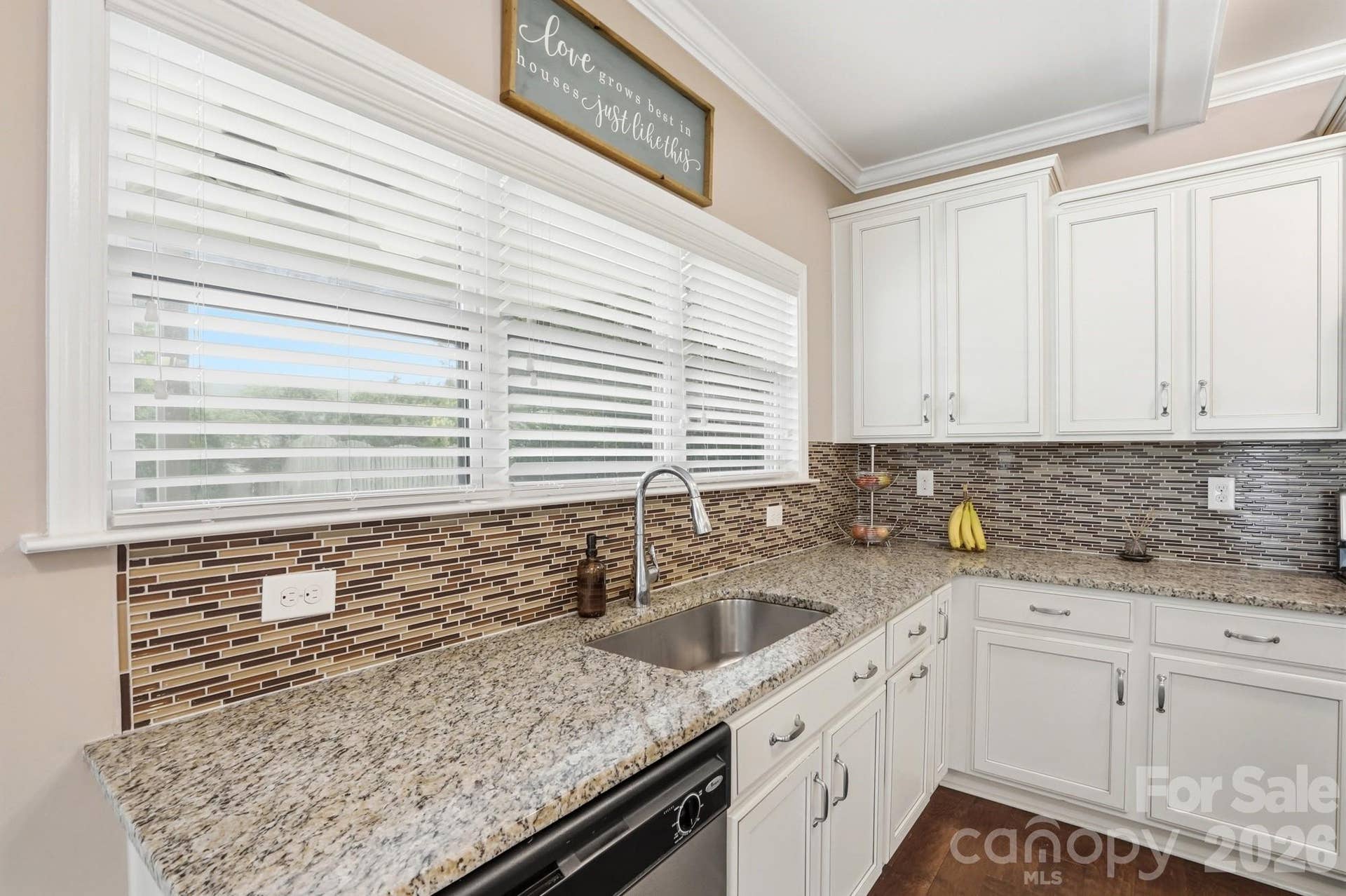 1198 Jasmine Drive, Fort Mill, SC 29707 Trio of sided by side windows overlooking the backyard