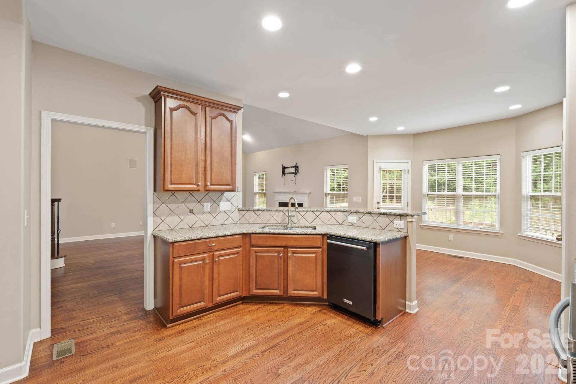 2544 Short Cedar Trail, Alexis, NC 28006