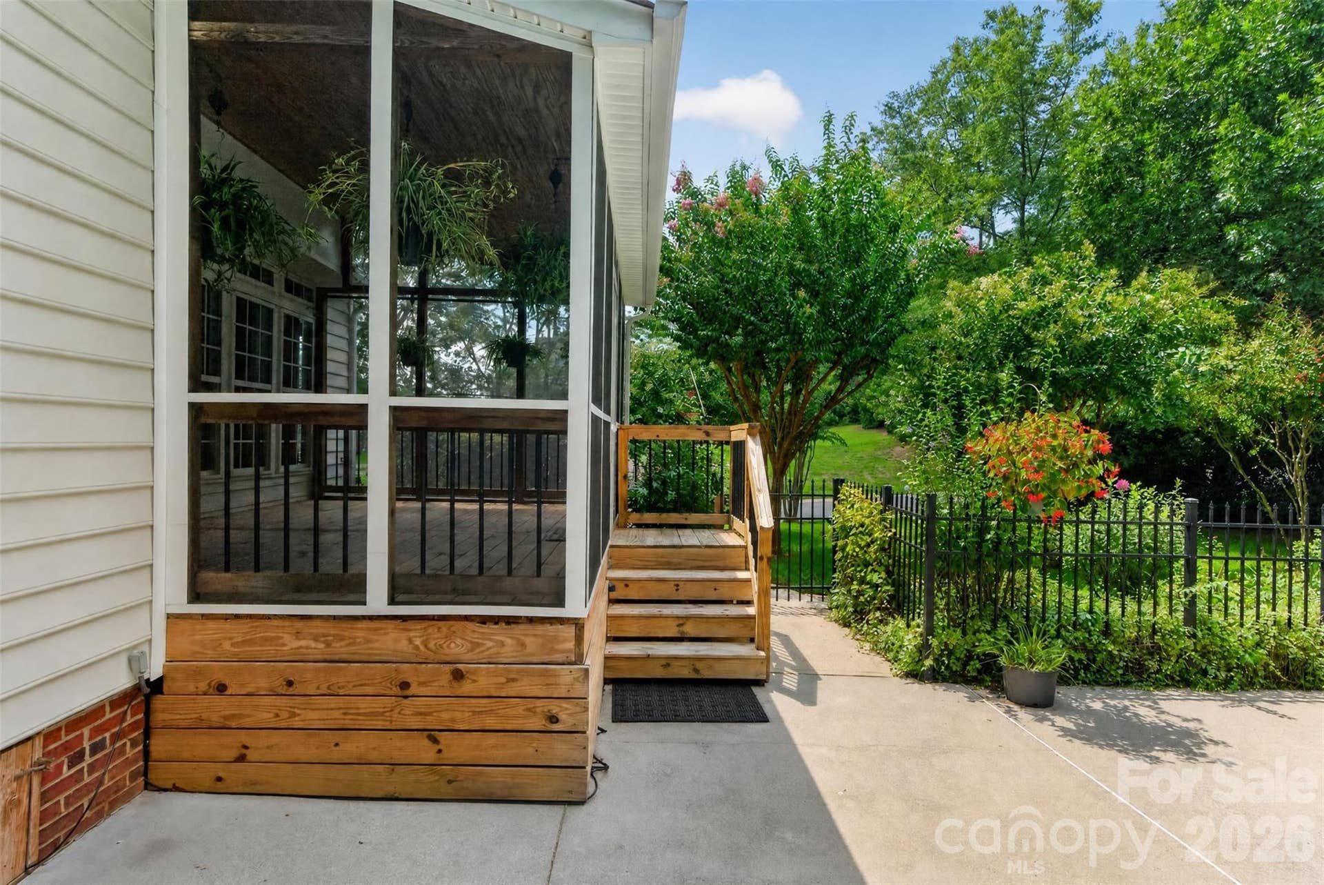 204 Whitegrove Drive, Fort Mill, SC 29715 204 Whitegrove Drive, Fort Mill, SC 29715