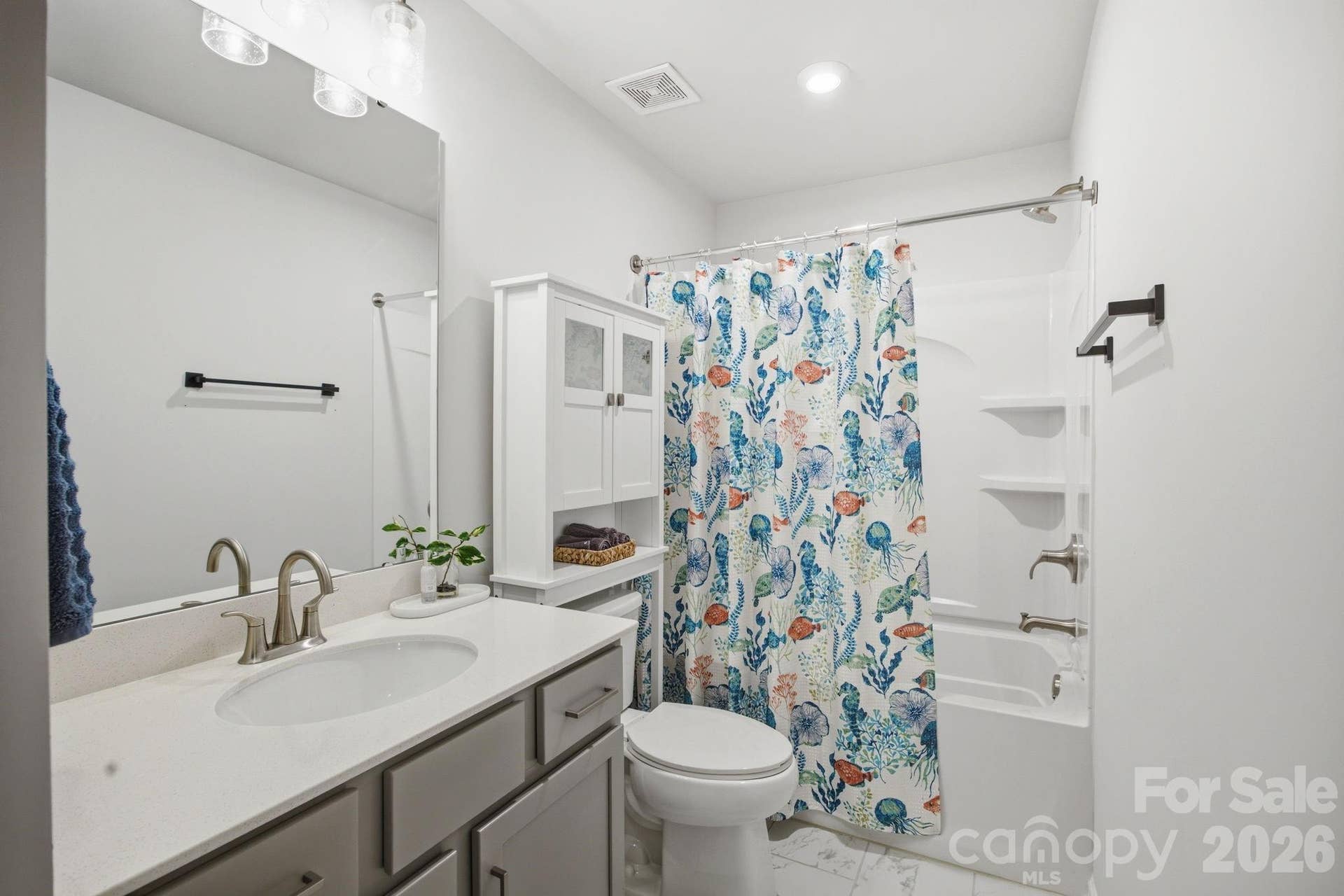 Bathroom 1 on second floor