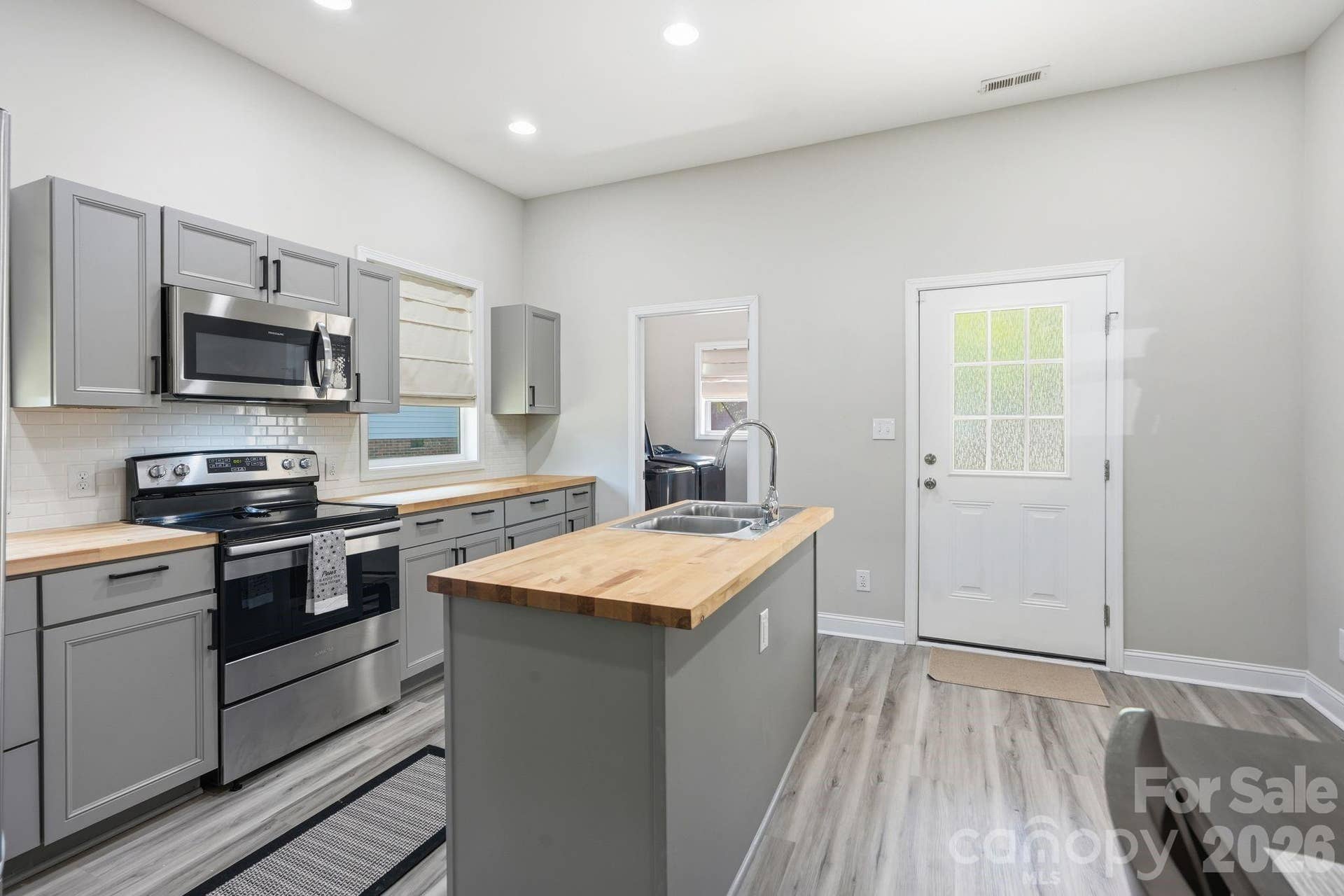 87 Arcadia Street, Rock Hill, SC 29730 87 Arcadia Street, Rock Hill, SC 29730