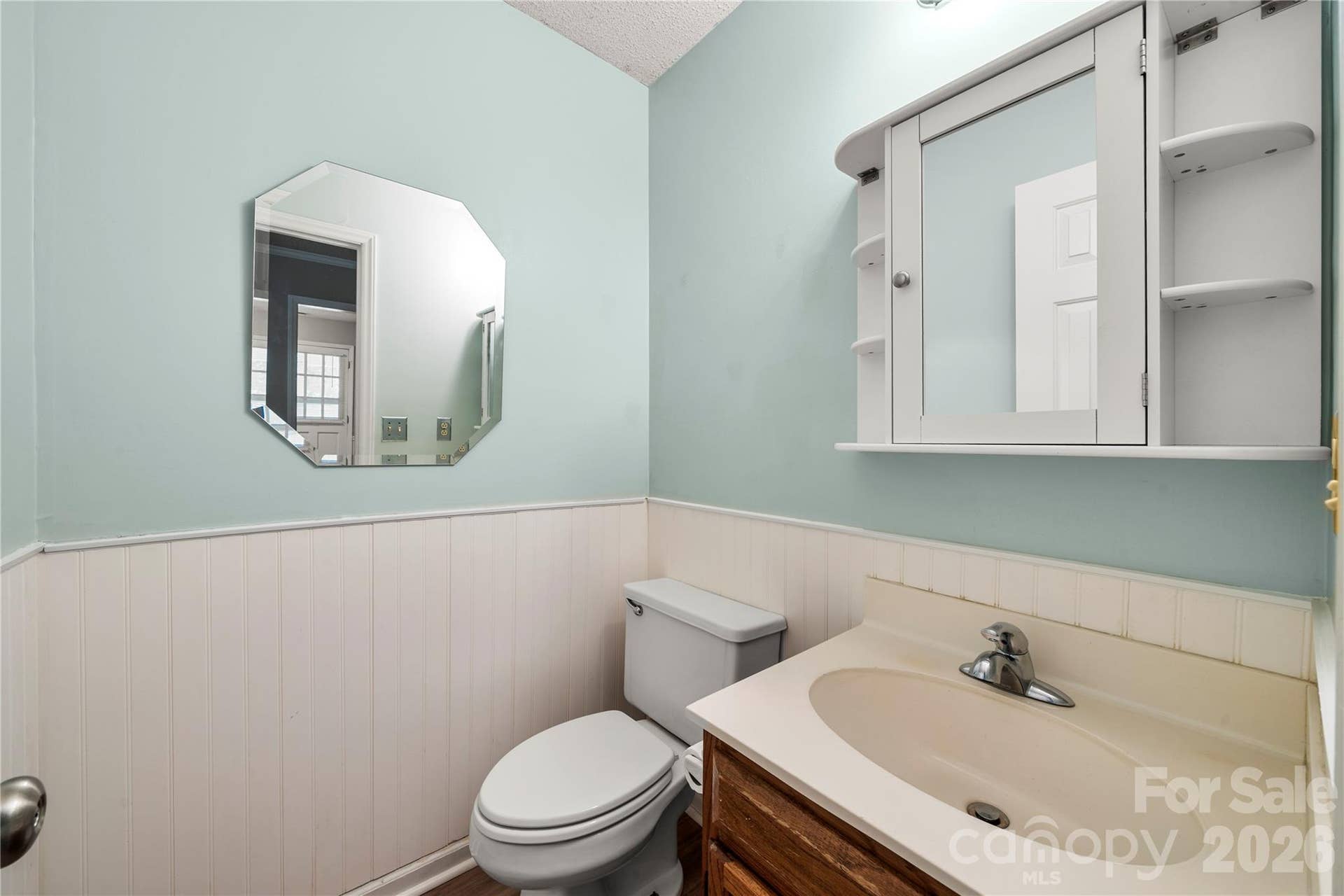 628 Bellows Lane, Charlotte, NC 28270
