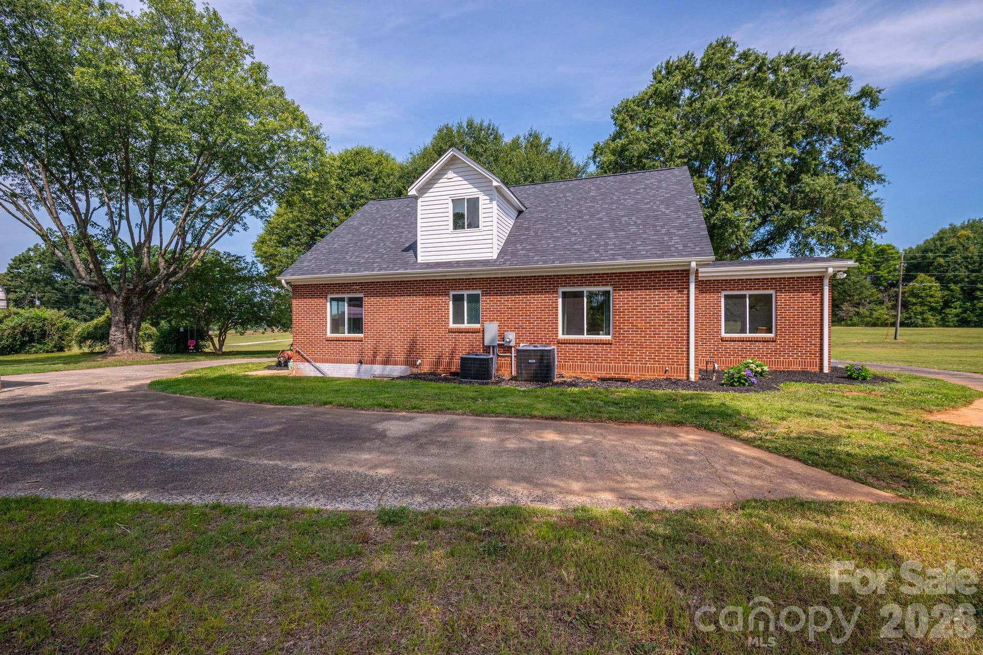 1403 Wehunt Store Road, Cherryville, NC 28021