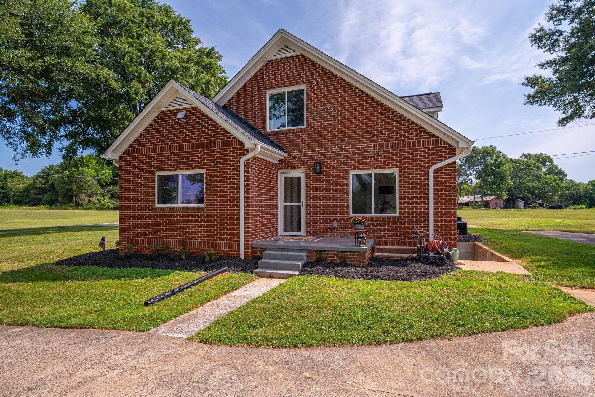 1403 Wehunt Store Road, Cherryville, NC 28021