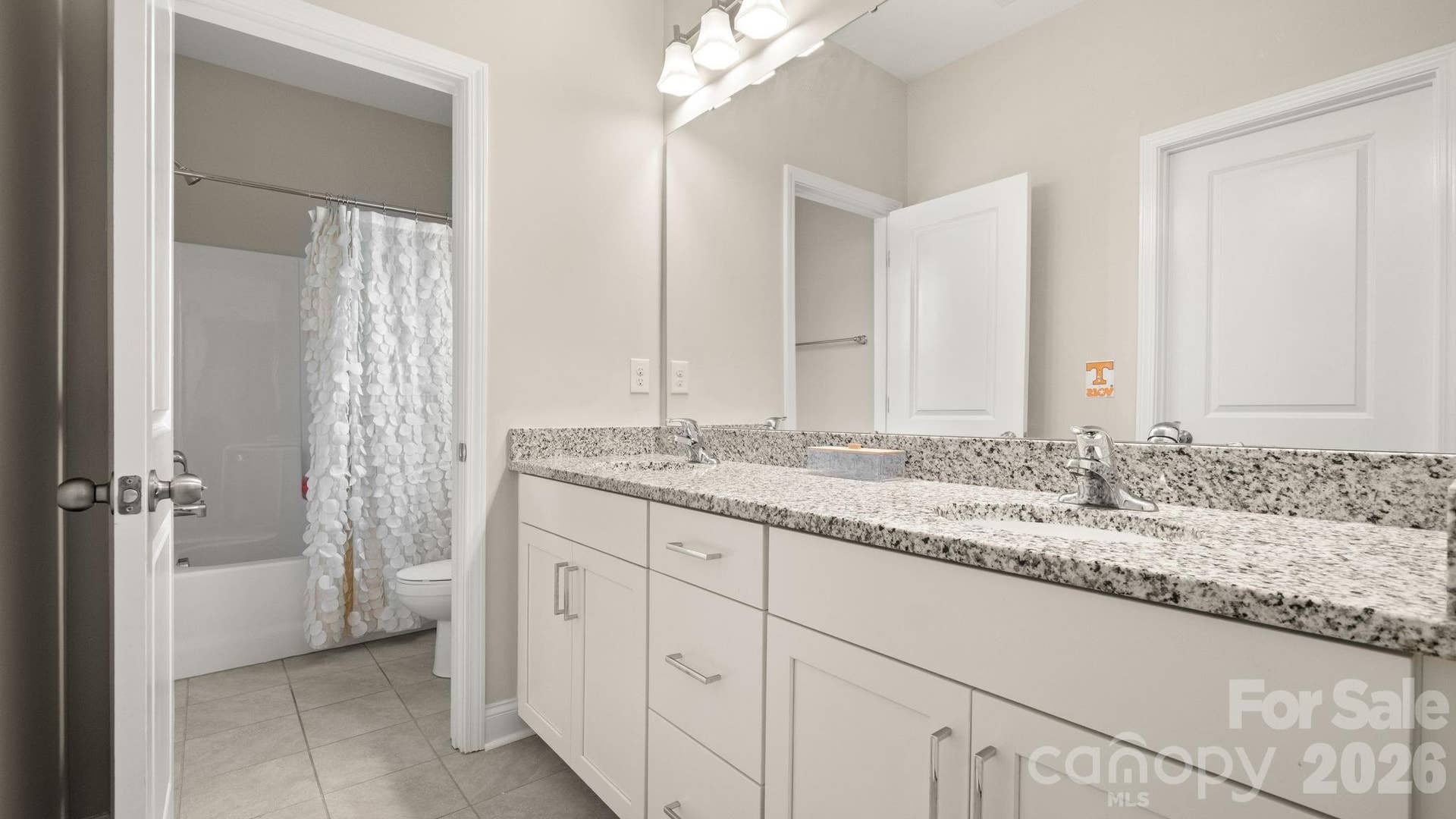 4523 Waylon Avenue, Fort Mill, SC 29715 4523 Waylon Avenue, Fort Mill, SC 29715