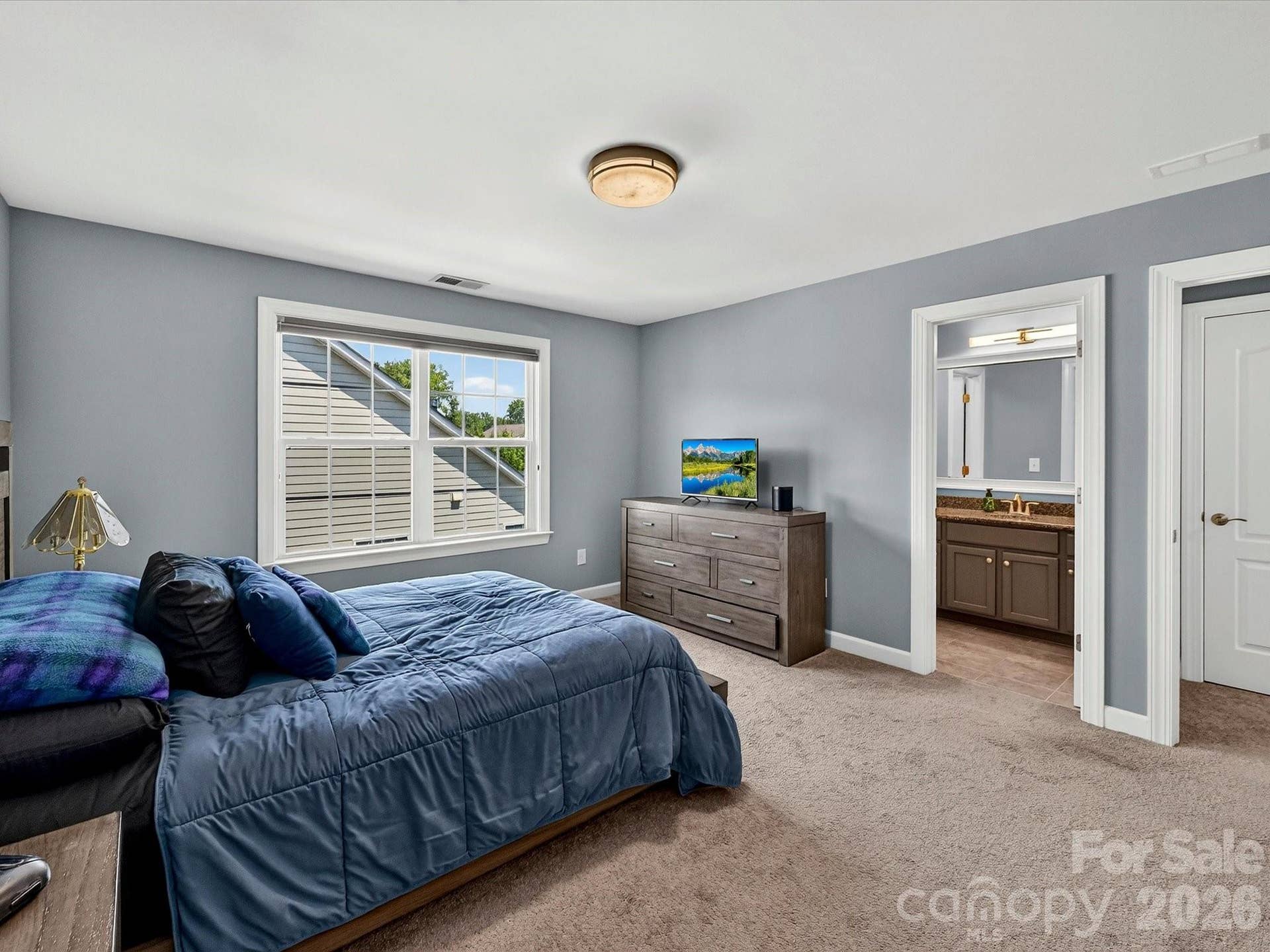 Upper-Level Bedroom 4 has Bath Access