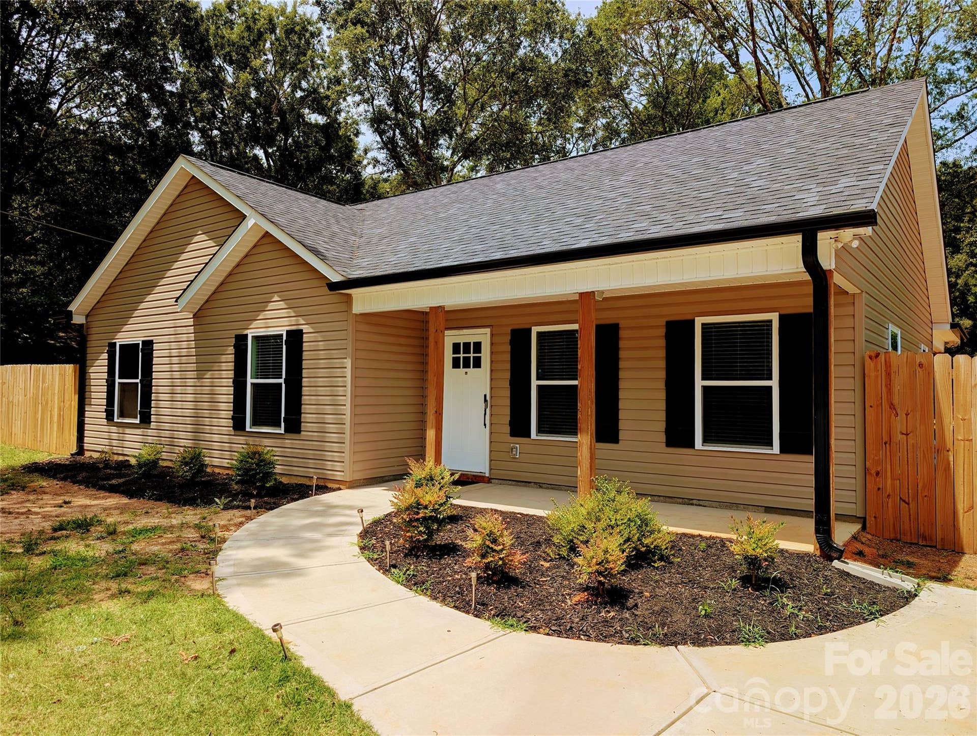 711 Guinn Street, Clover, SC 29710 711 Guinn Street, Clover, SC 29710