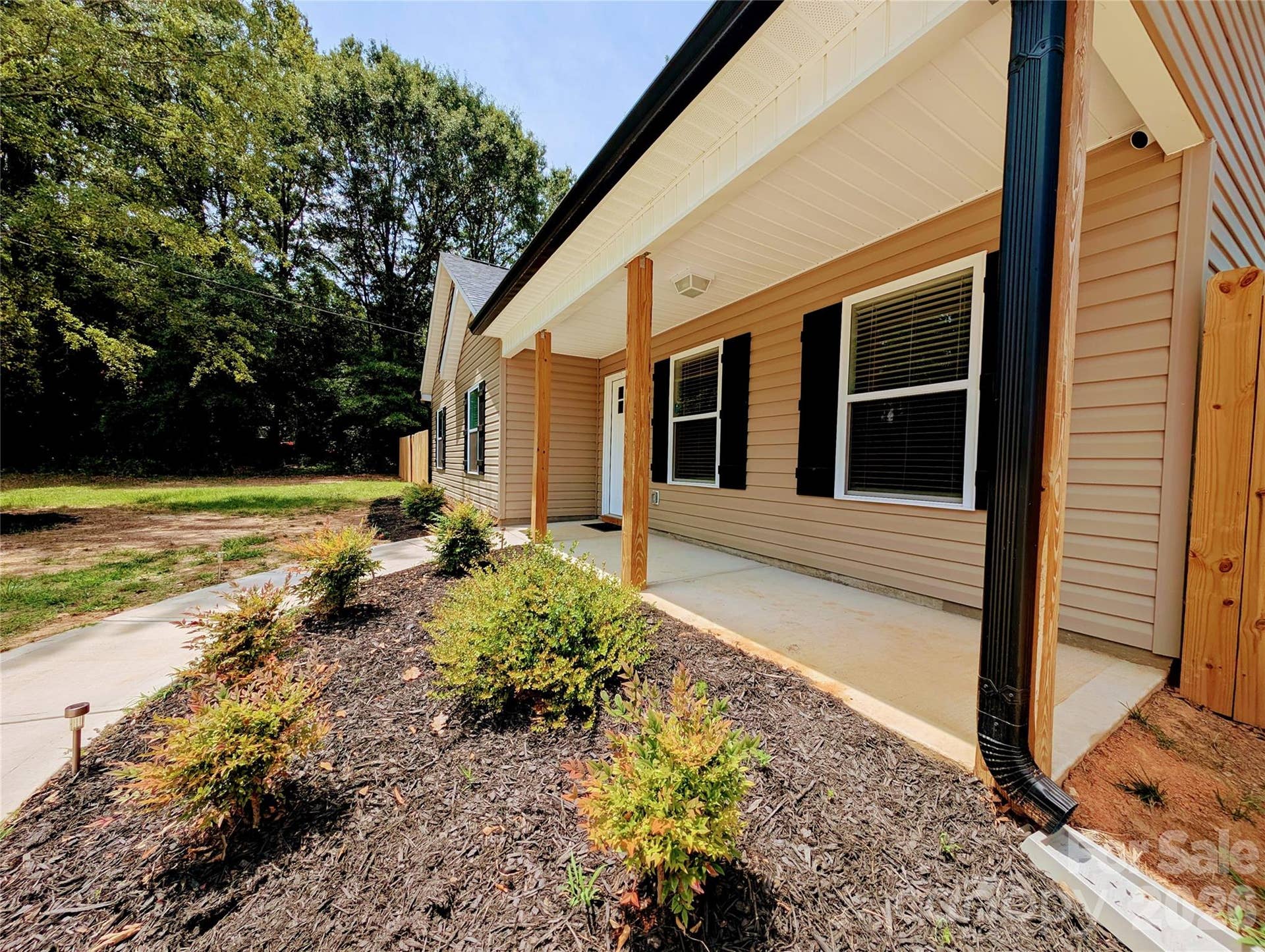 711 Guinn Street, Clover, SC 29710 711 Guinn Street, Clover, SC 29710