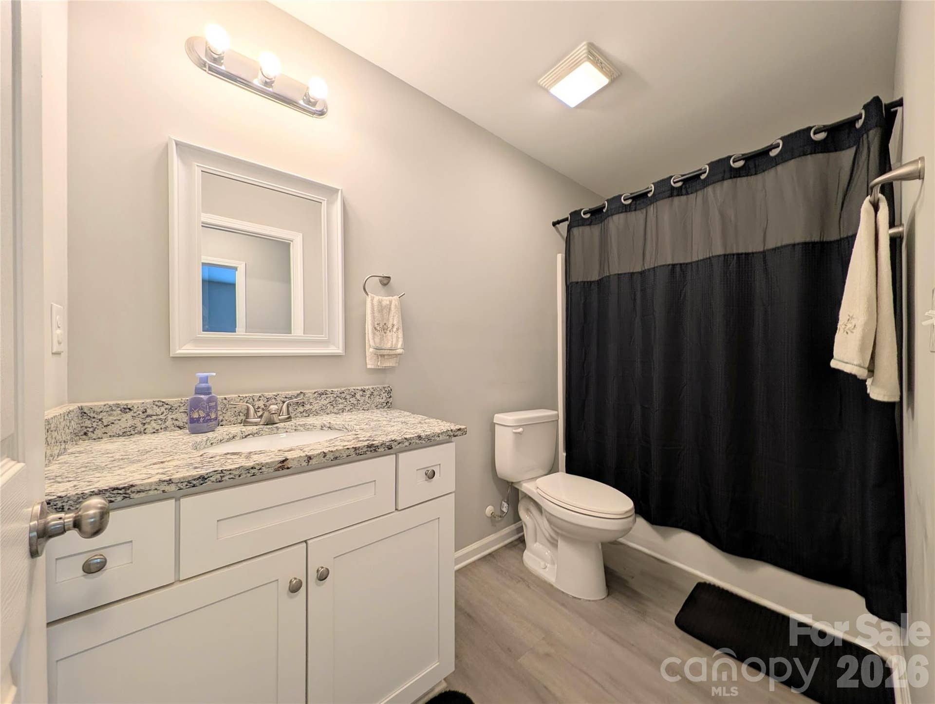 711 Guinn Street, Clover, SC 29710 711 Guinn Street, Clover, SC 29710