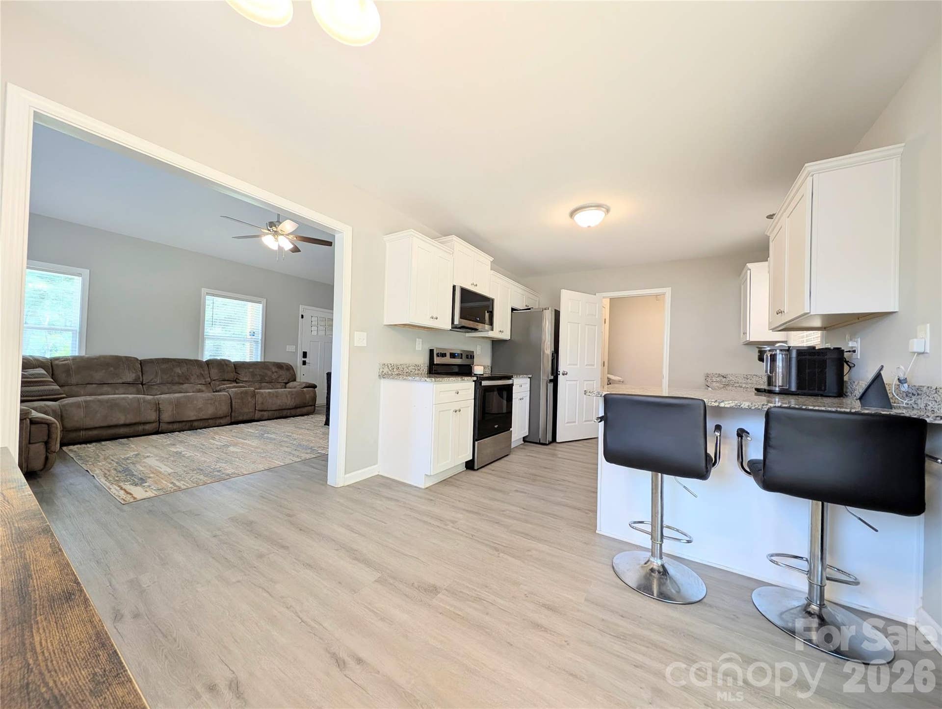 711 Guinn Street, Clover, SC 29710 711 Guinn Street, Clover, SC 29710
