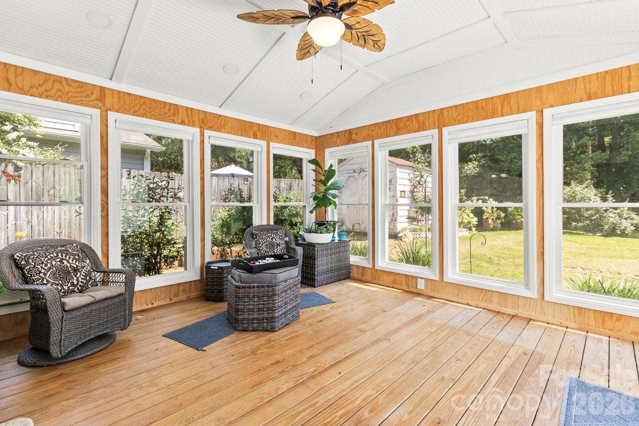 6325 Ellesmere Court, Charlotte, NC 28227 Four Season Room