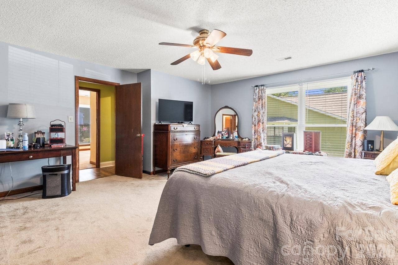 6325 Ellesmere Court, Charlotte, NC 28227 Primary Bedroom