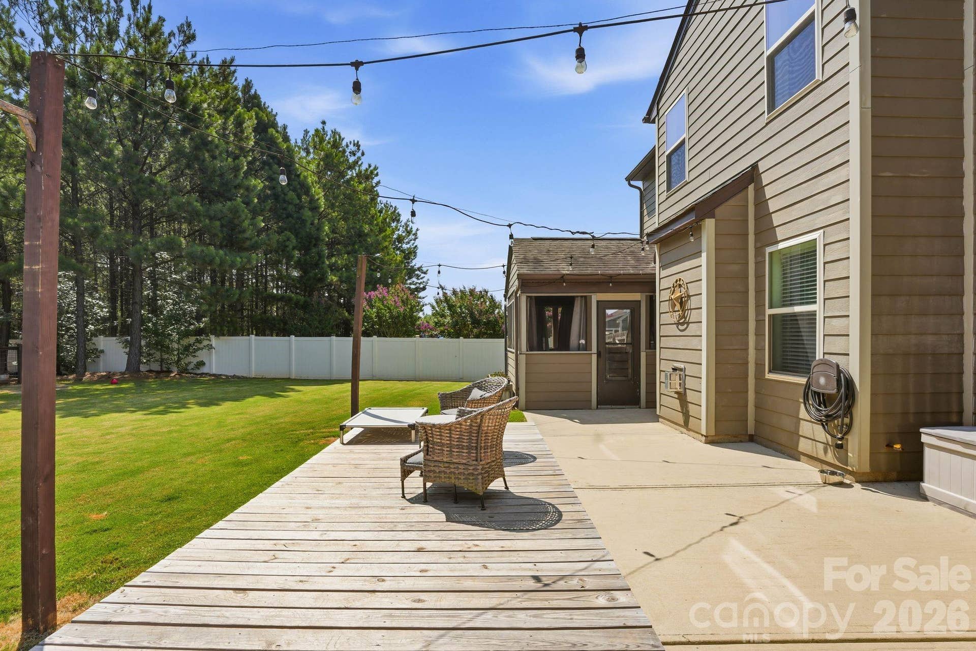 5917 Mcclintock Drive, Denver, NC 28037 5917 Mcclintock Drive, Denver, NC 28037