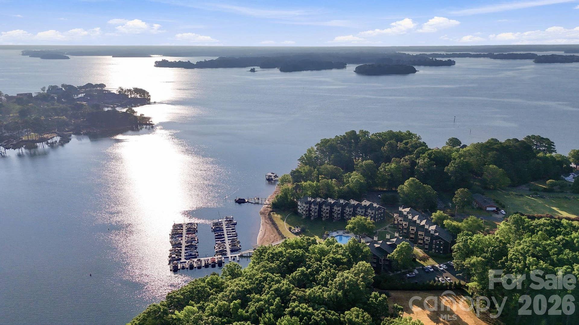 2135 Regatta Lane, #303, Denver, NC 28037 Lake Norman Main