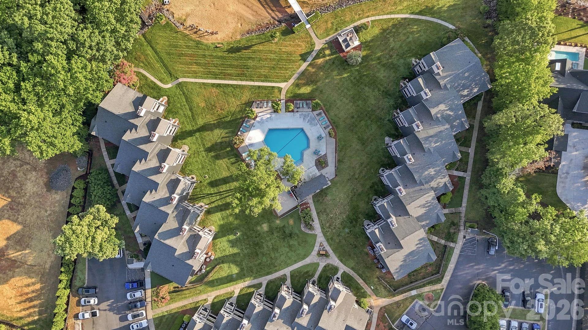 2135 Regatta Lane, #303, Denver, NC 28037 Lakefront Condos