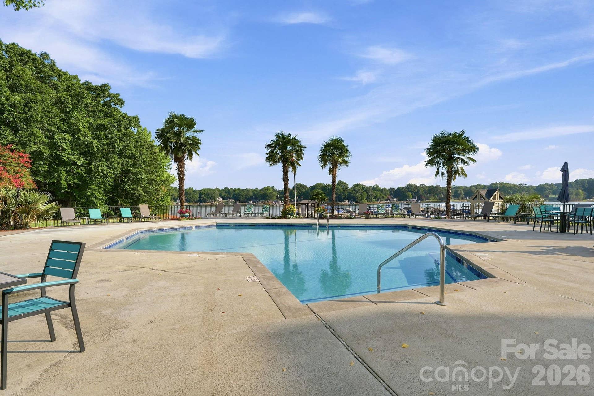 2135 Regatta Lane, #303, Denver, NC 28037 In-Ground Pool