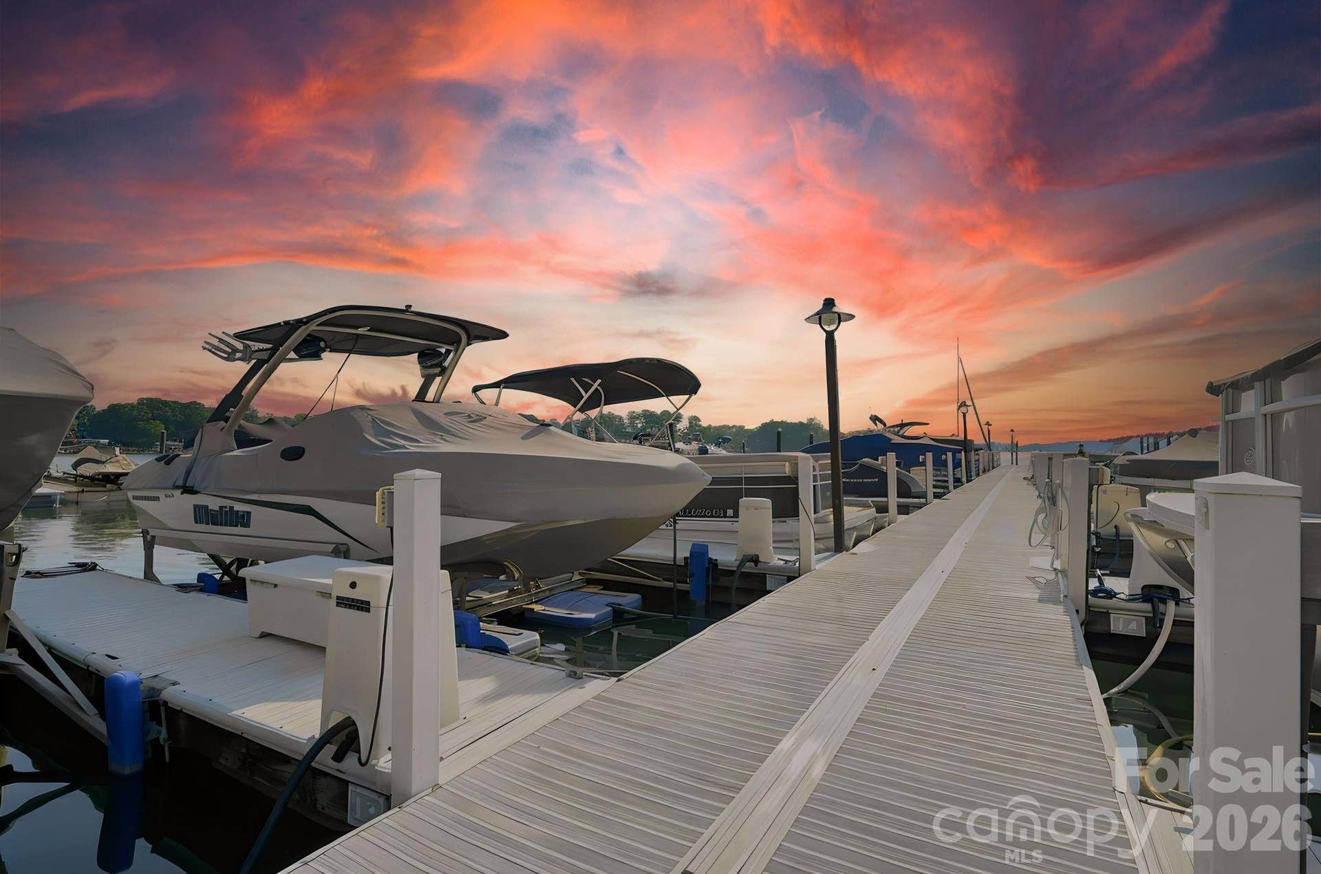 2135 Regatta Lane, #303, Denver, NC 28037 Minutes to Main Virtual Sunset