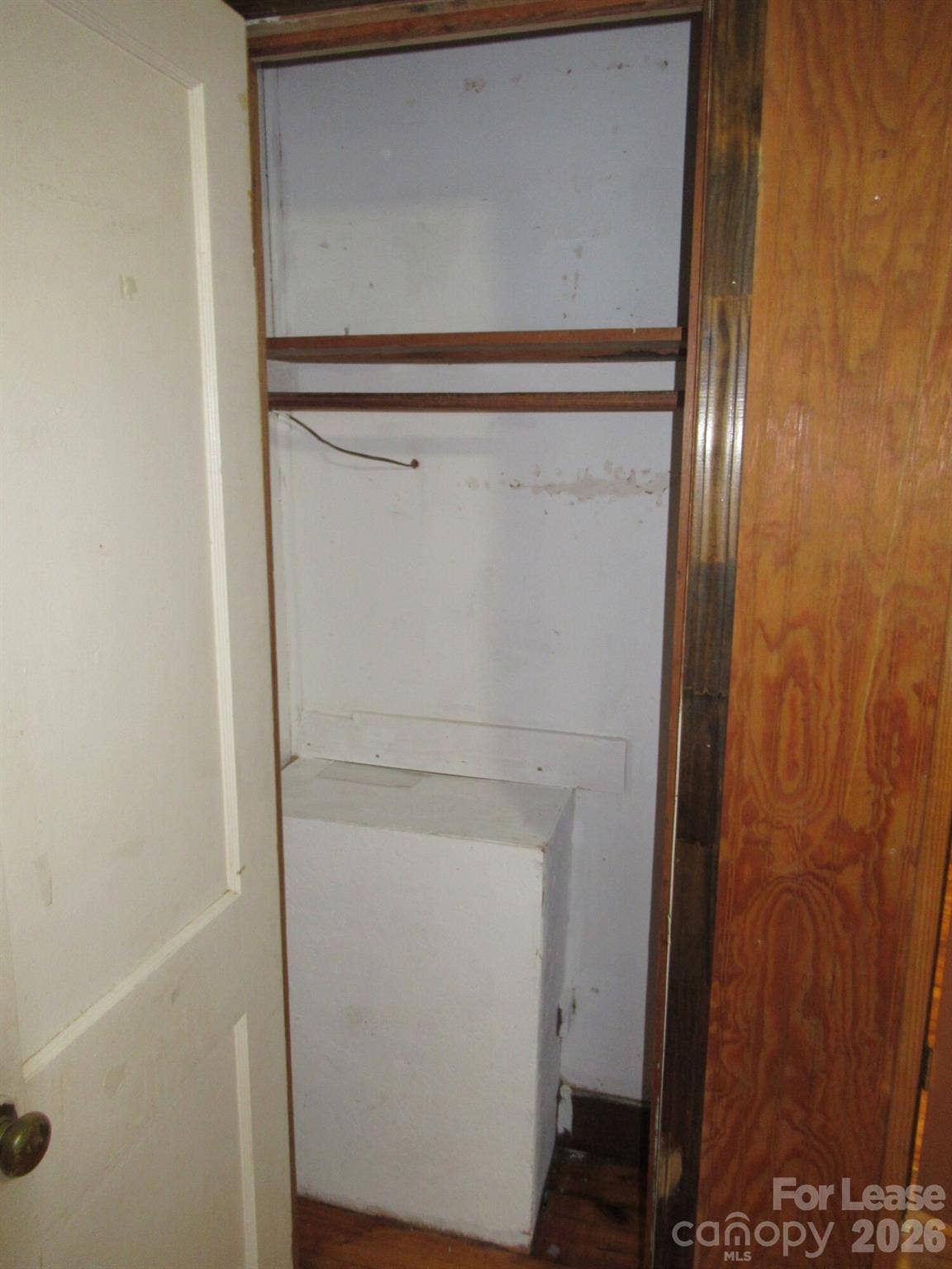 306 W 2nd Street, Lincolnton, NC 28092 Primary Closet #2