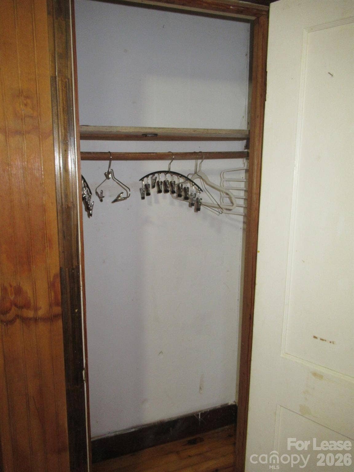 306 W 2nd Street, Lincolnton, NC 28092 Primary Closet #1