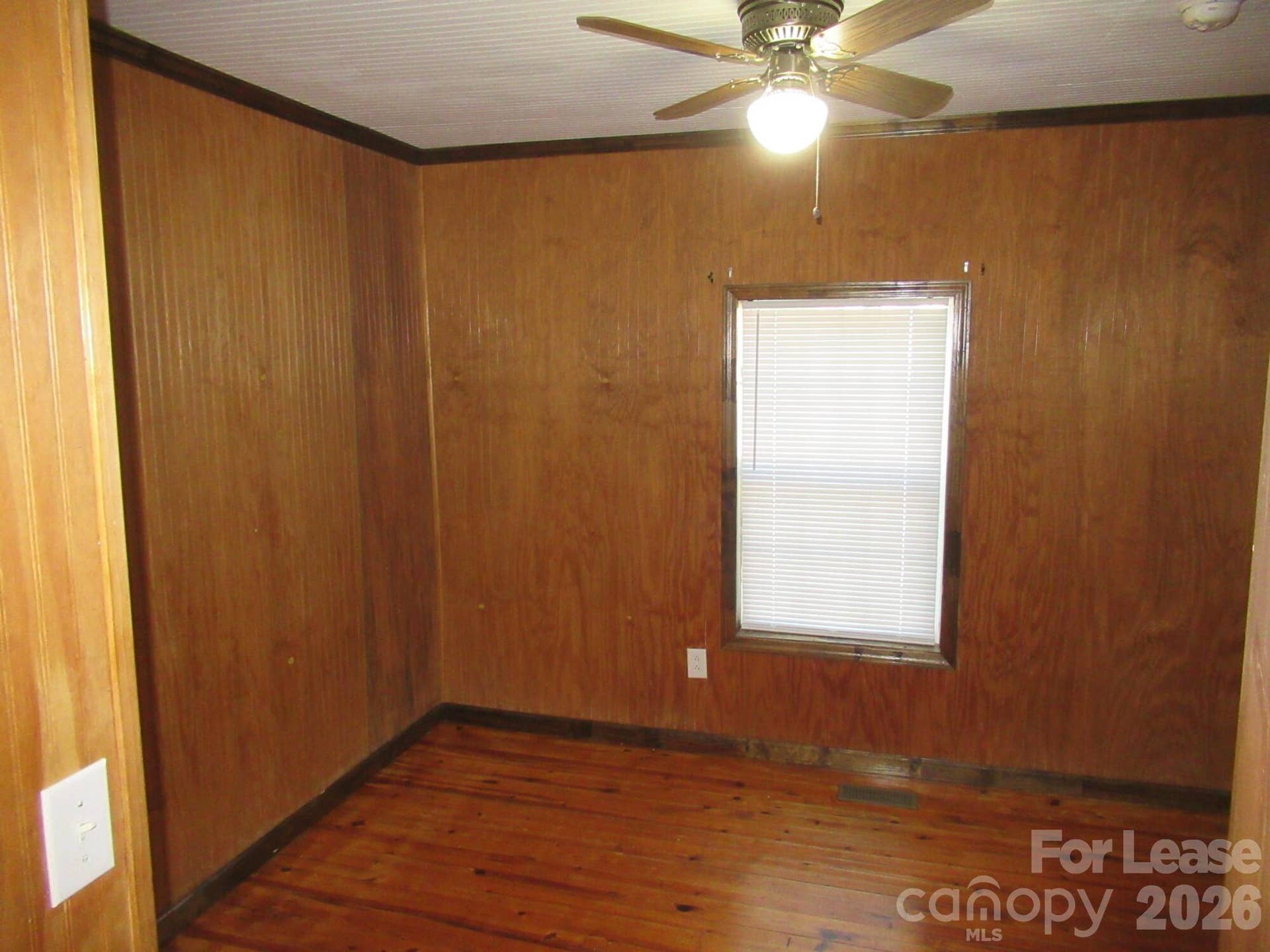 306 W 2nd Street, Lincolnton, NC 28092 Primary Bedroom