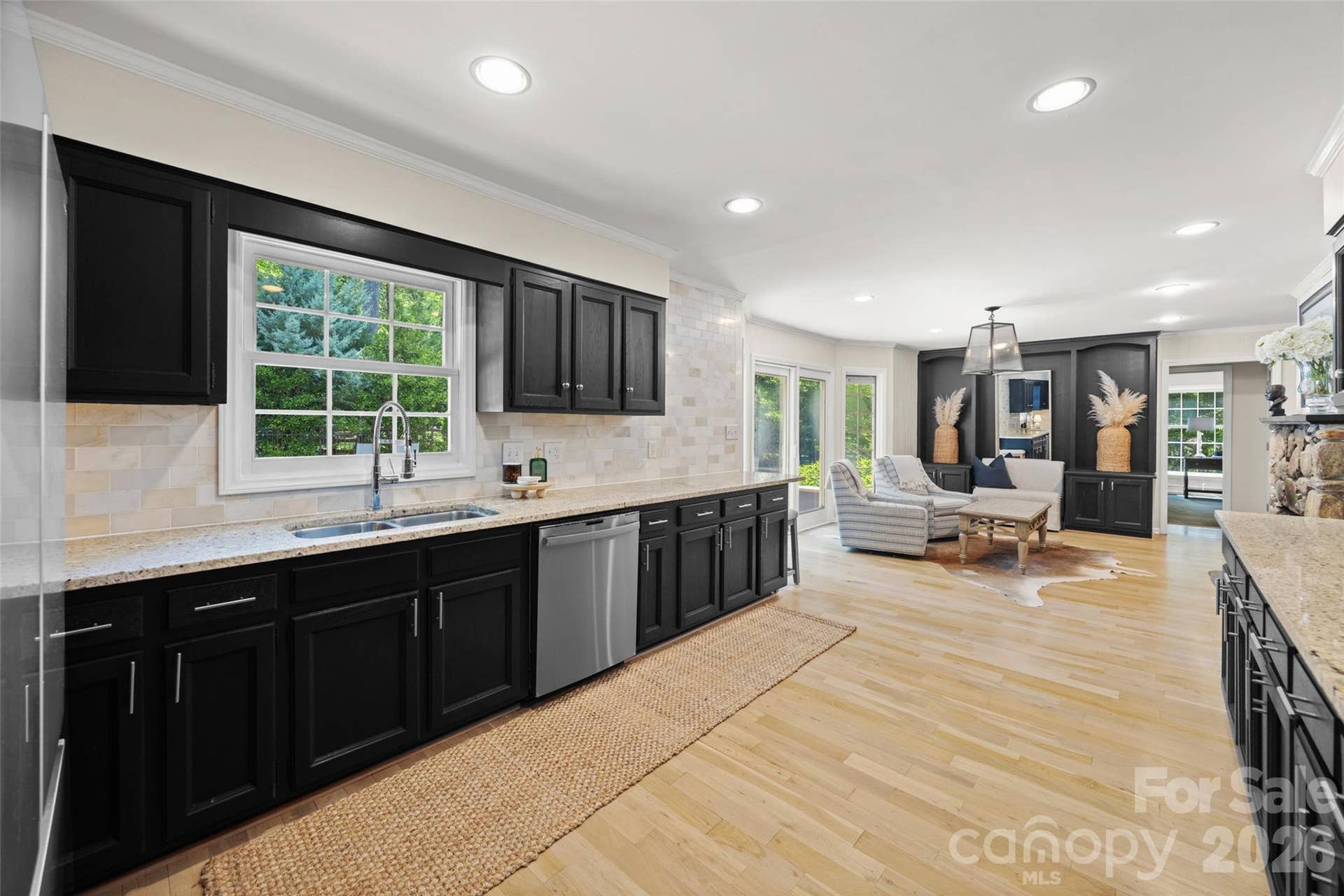 2 Pine Point Road, Lake Wylie, SC 29710