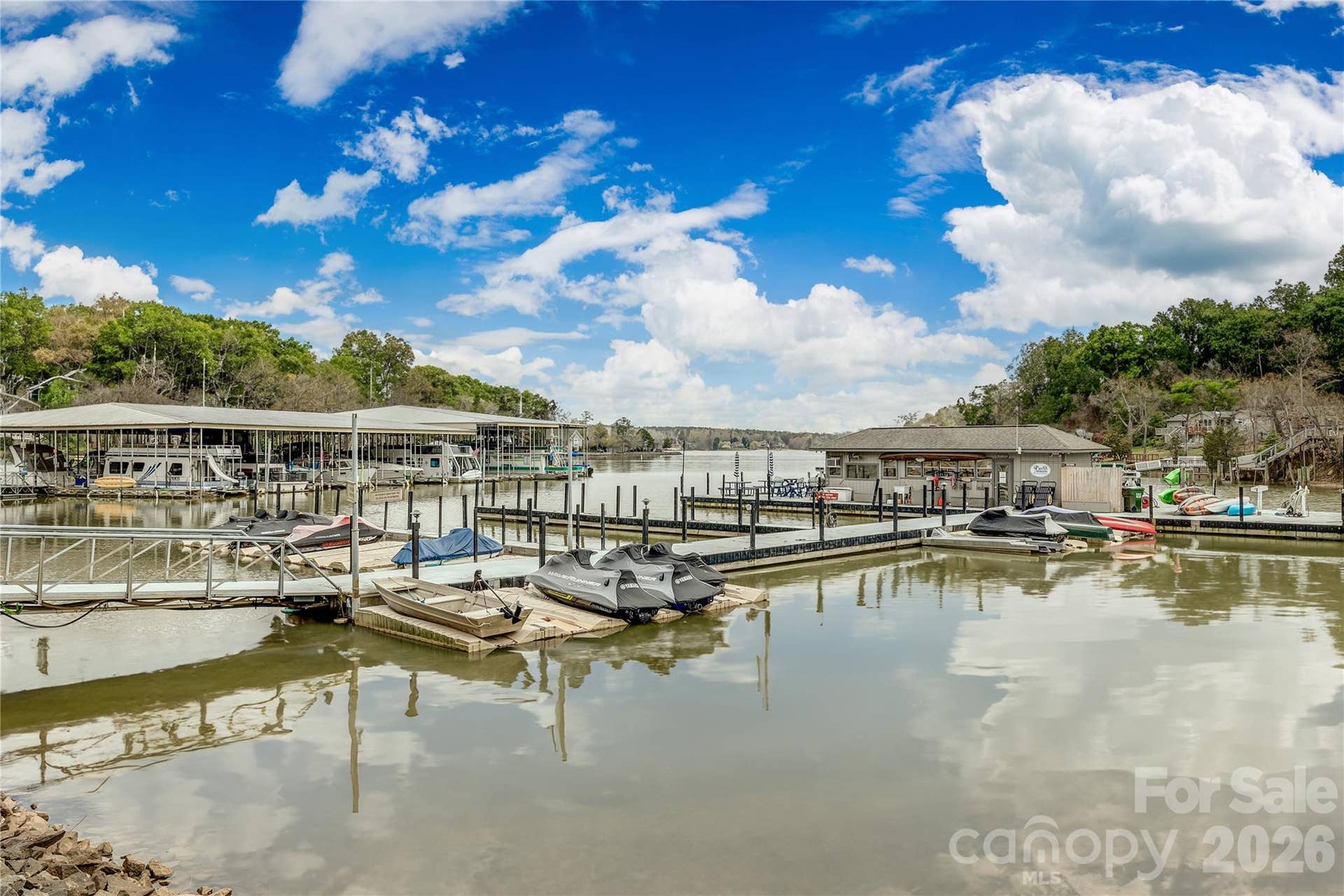 2 Pine Point Road, Lake Wylie, SC 29710