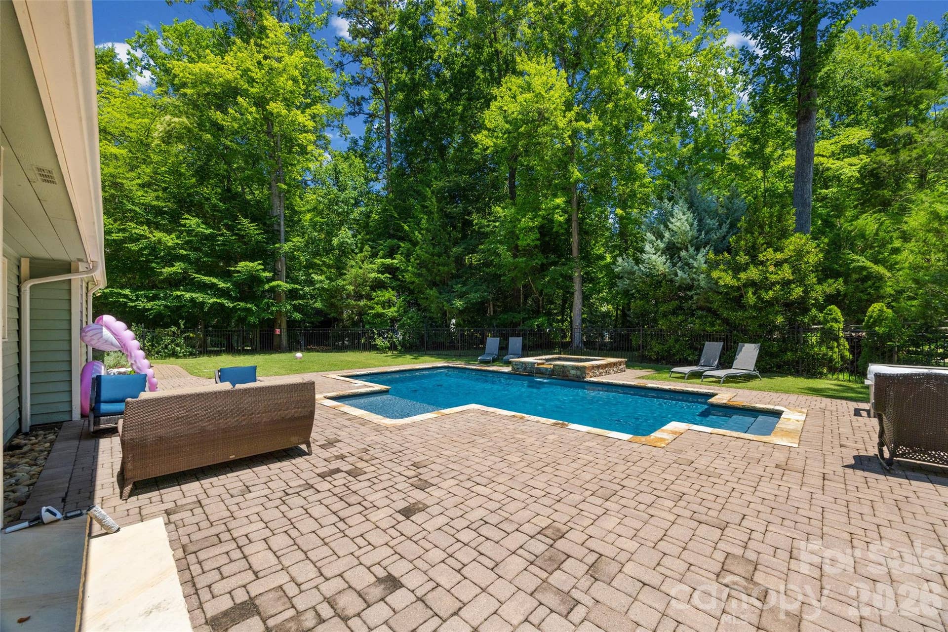 2 Pine Point Road, Lake Wylie, SC 29710